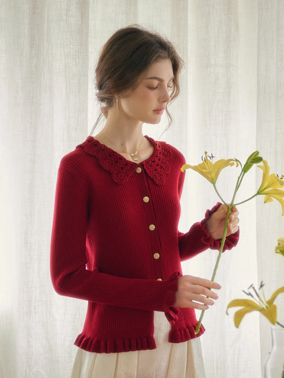 Jocelyn Red Round Neck Knit Wool Cardigan Flexible Ribbing Compact Stitching