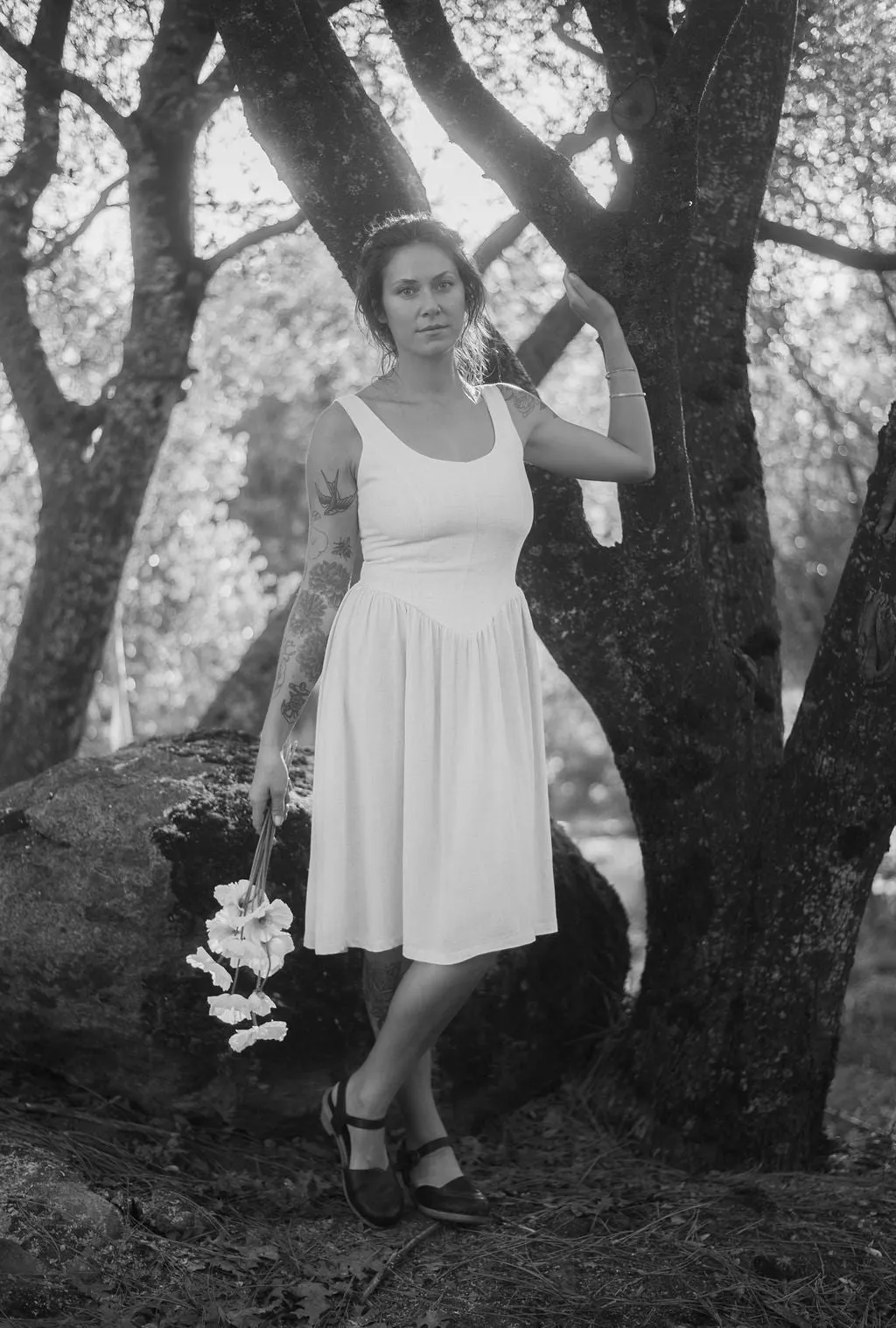 Street-Style Grace Base Agnes dress in Oat Linen