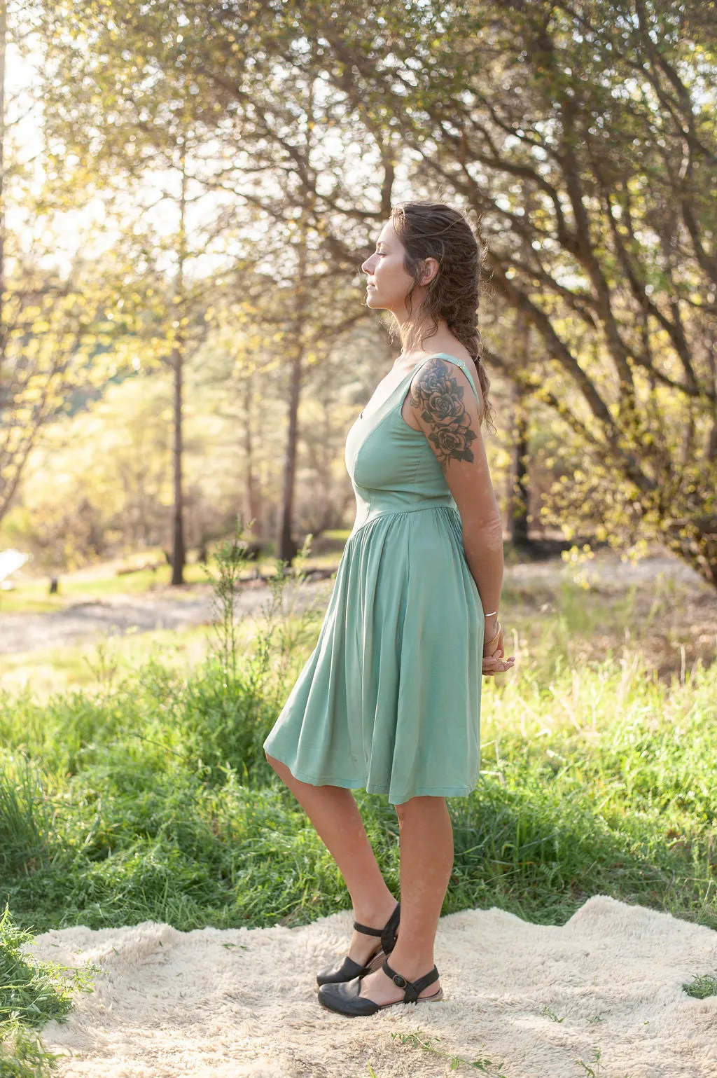 Street Look Agnes dress in Sage Challis