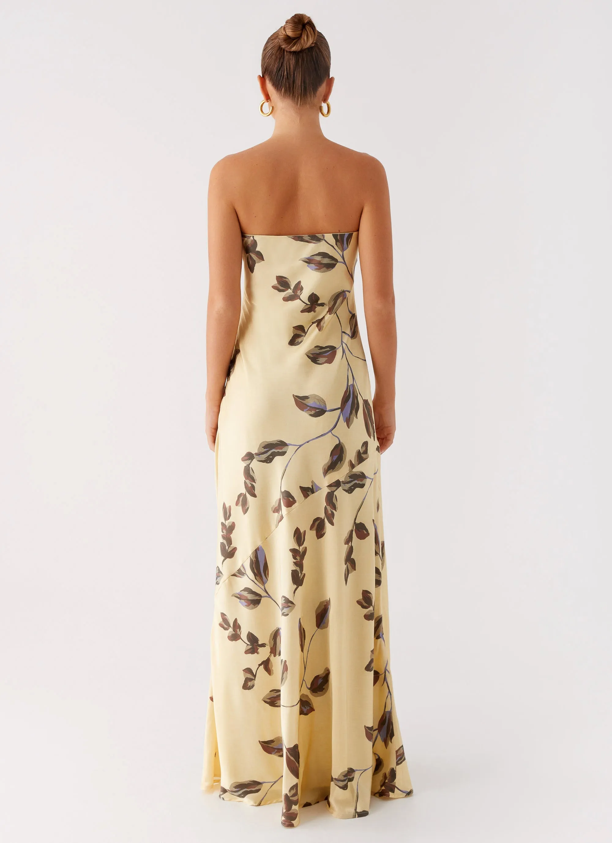 Fresh Look Pure Stitch Alisa Strapless Maxi Dress - Buttercream Bliss