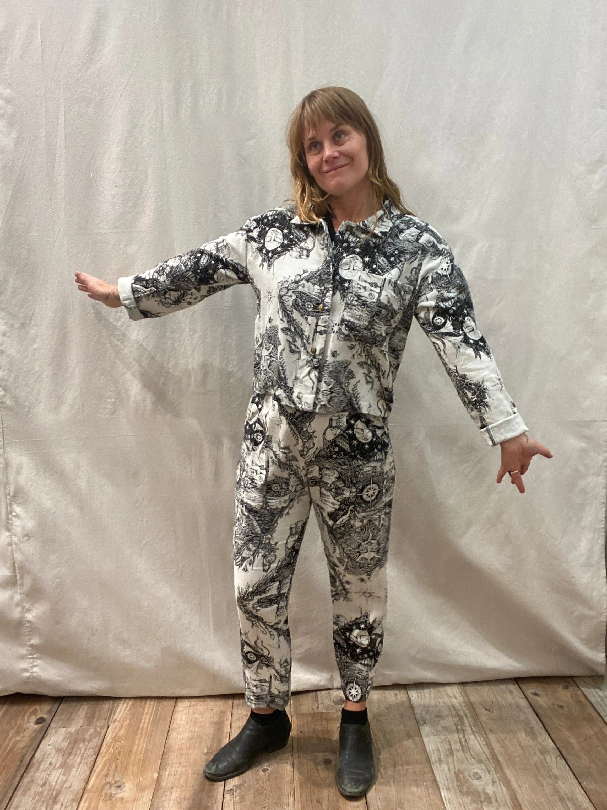 TearResistantMaterial Perfect Pant 2.0 in Earth Worship Linen