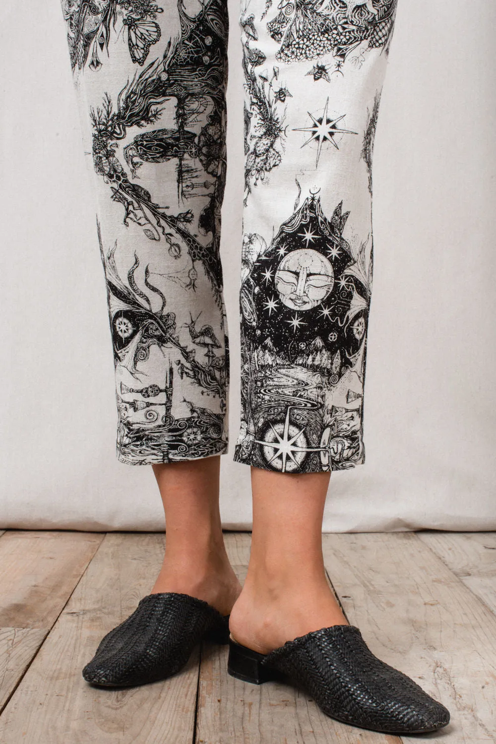 Perfect Pant 2.0 in Earth Worship Linen StaticDissipative Odor Resistant