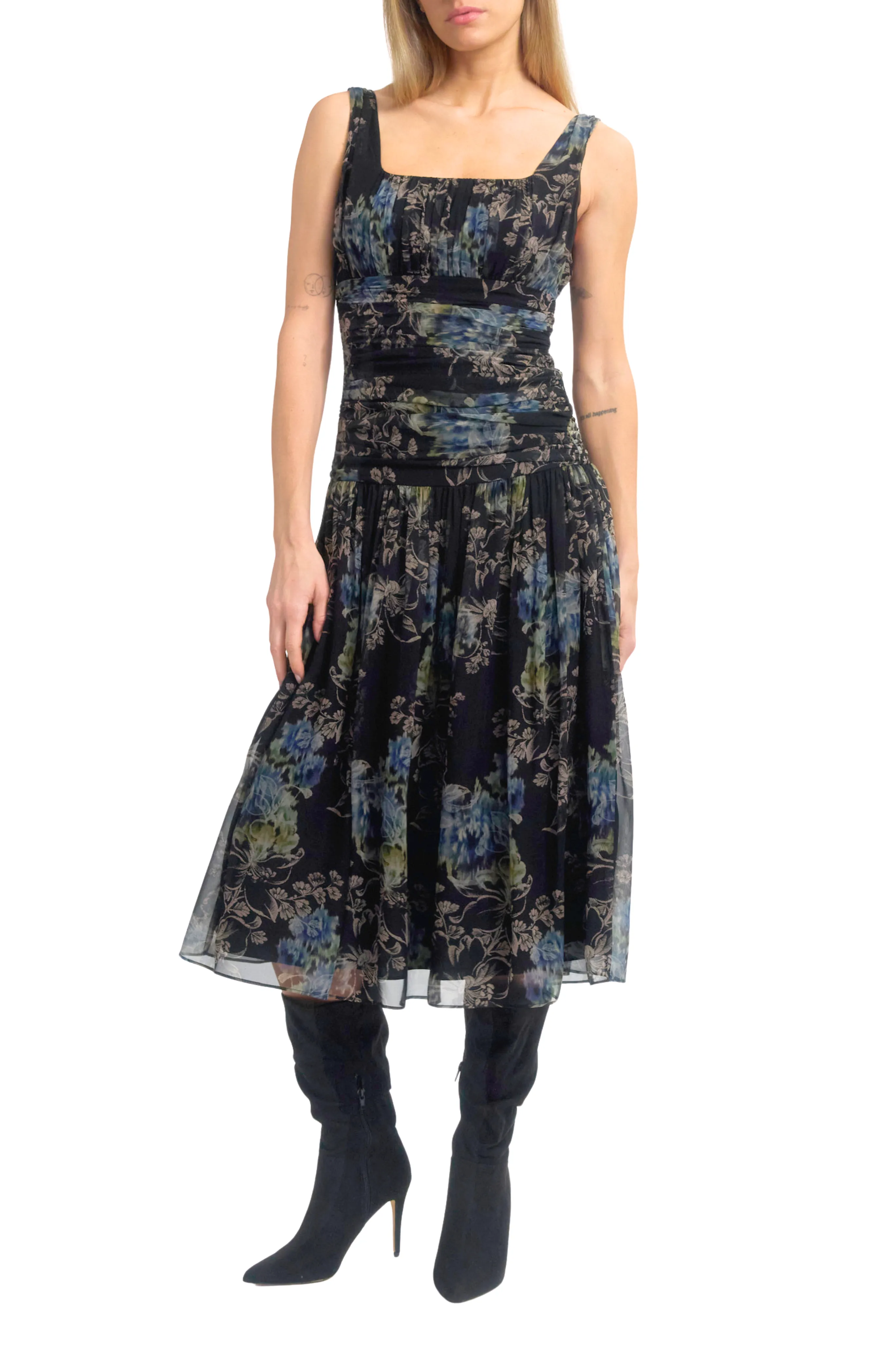 Simple formal dress Climate-Adaptive Shirred Dress