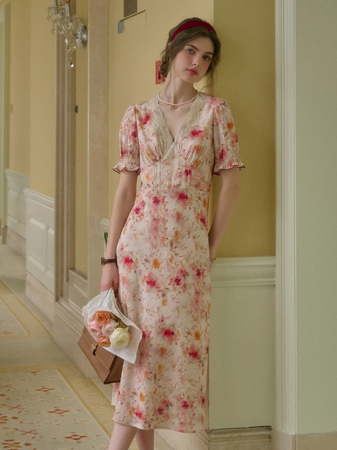 Simple Style Amelia V-Neck Lace Floral Dress