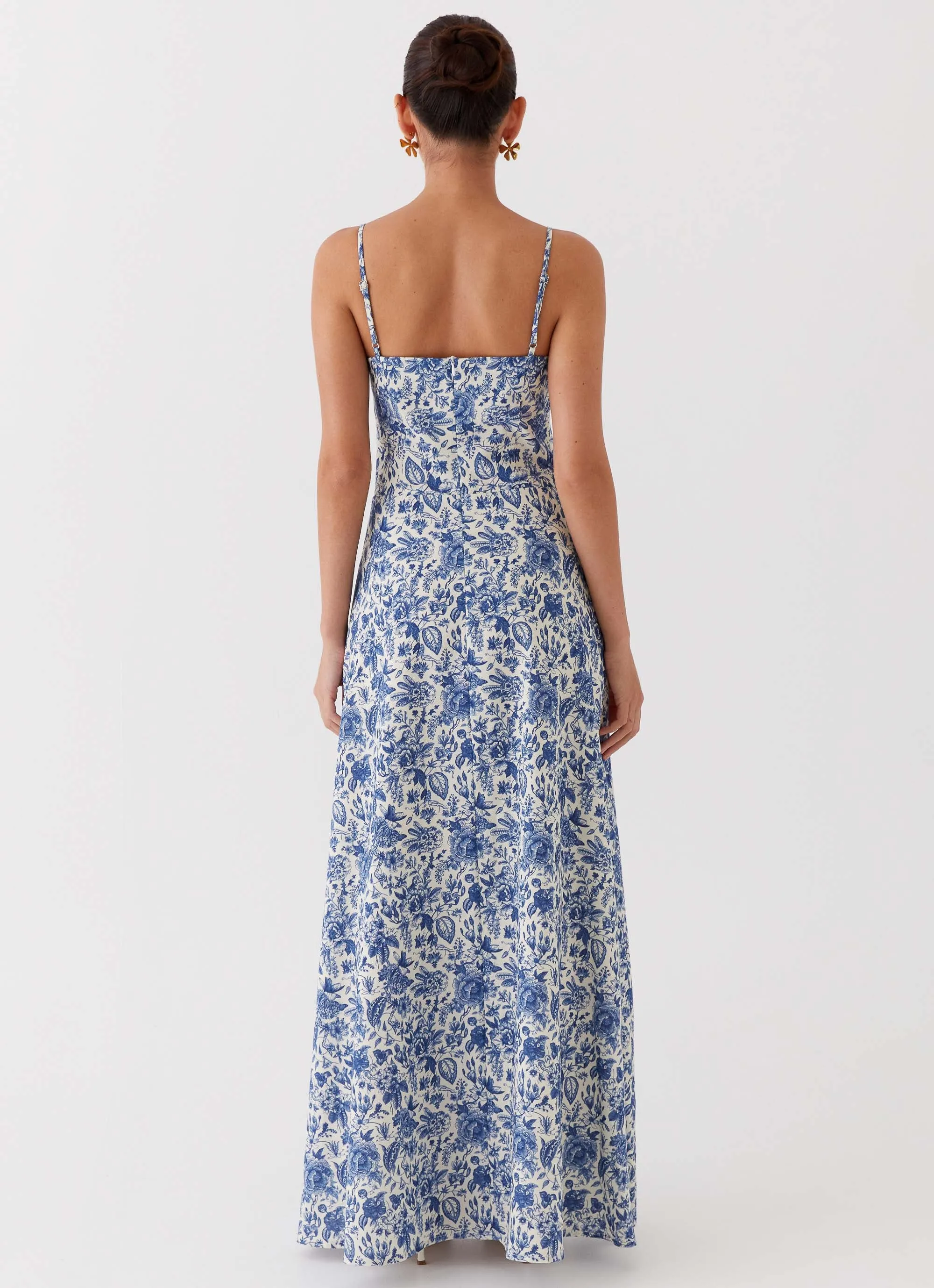 Angelina Linen Maxi Dress - Blue Paisley Street Mode Daily Chic