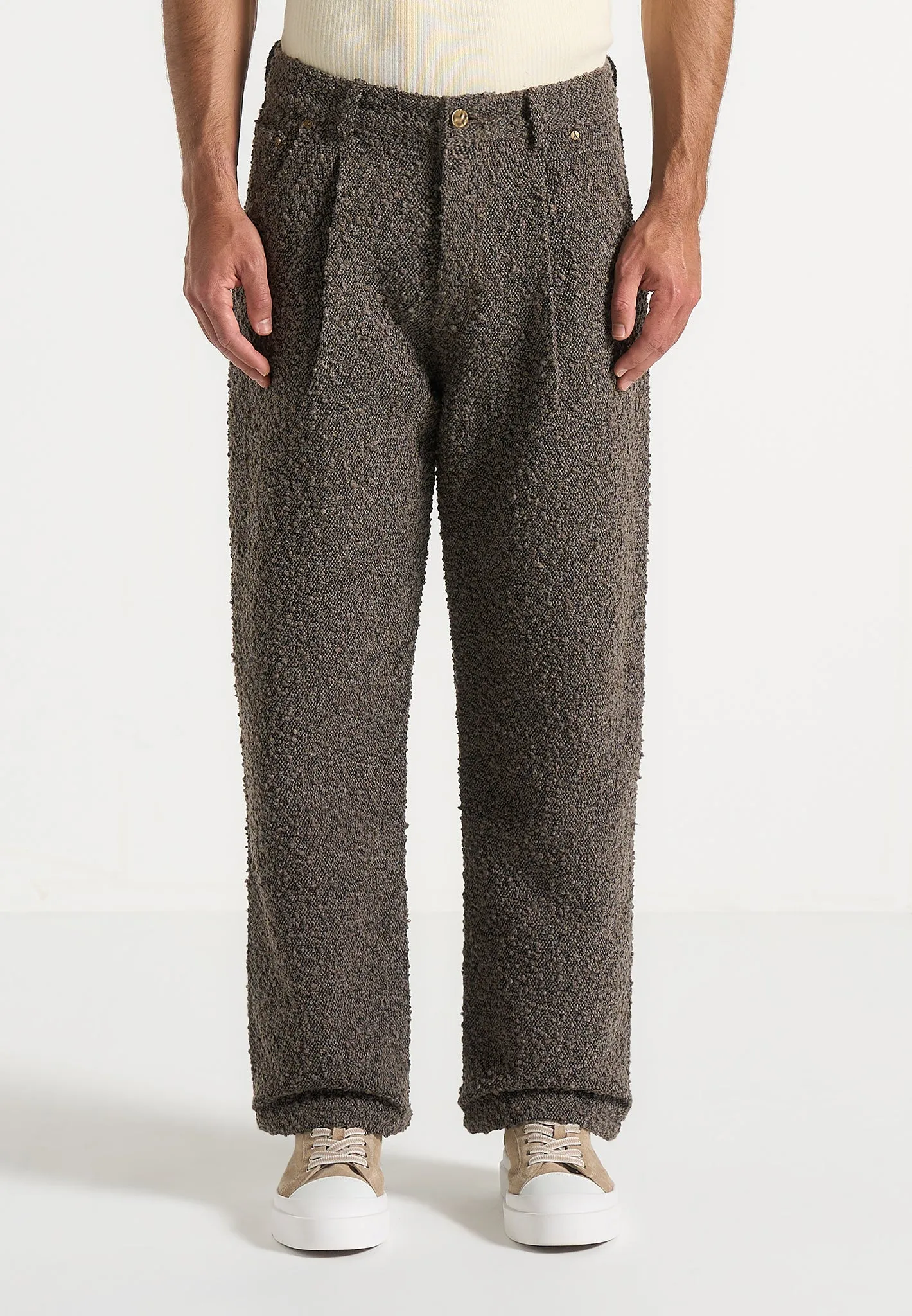 Arnault - Boucle Pleated Jeans - Brown Earthy Modern Minimalist Office Wear Trend Setter Trendy Premium