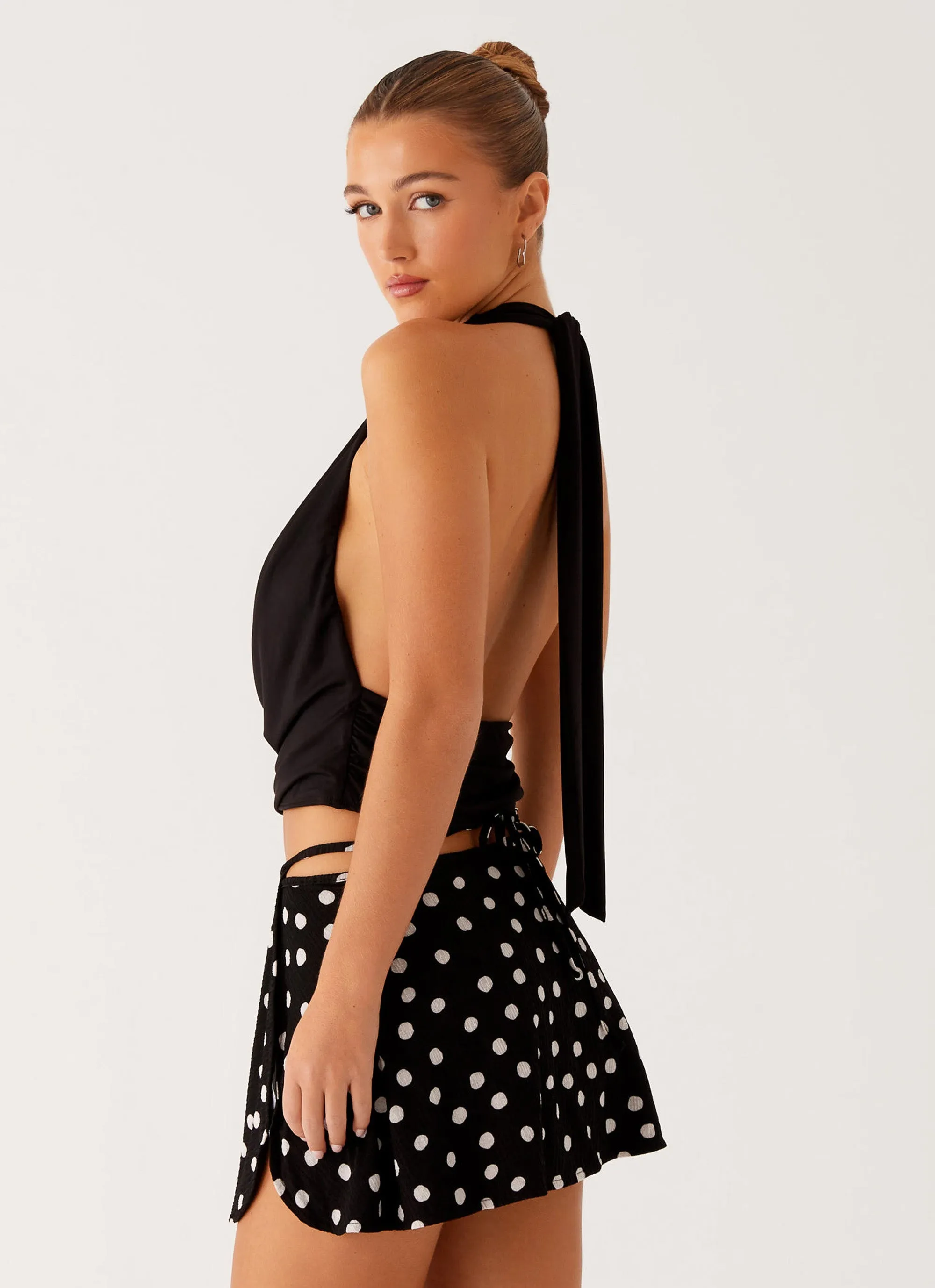 Ashi Cowl Top - Black DoubleLayeredFabric VersatileLayering