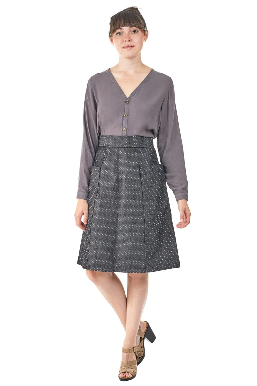 Moisture wicking Atheno Skirt in Smoky Dot