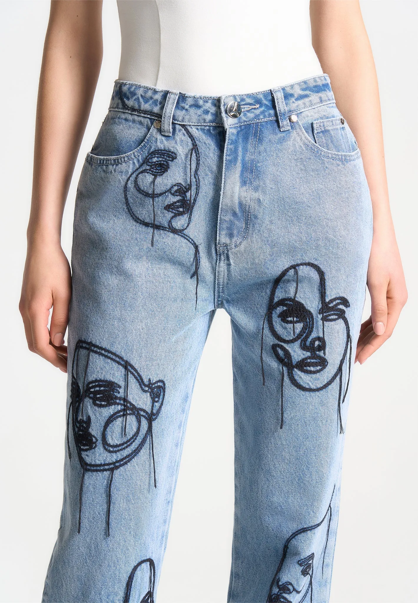 Favorite Basic Day Wear Audrey - Line Art Straight Leg Jeans - Mid Blue