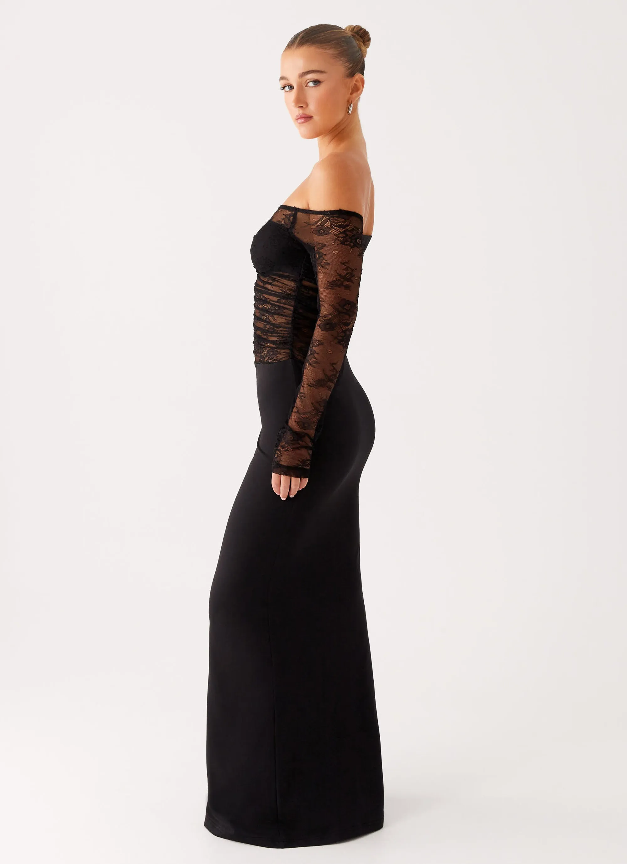 Avi Maxi Dress - Black Seasonal Must-Have