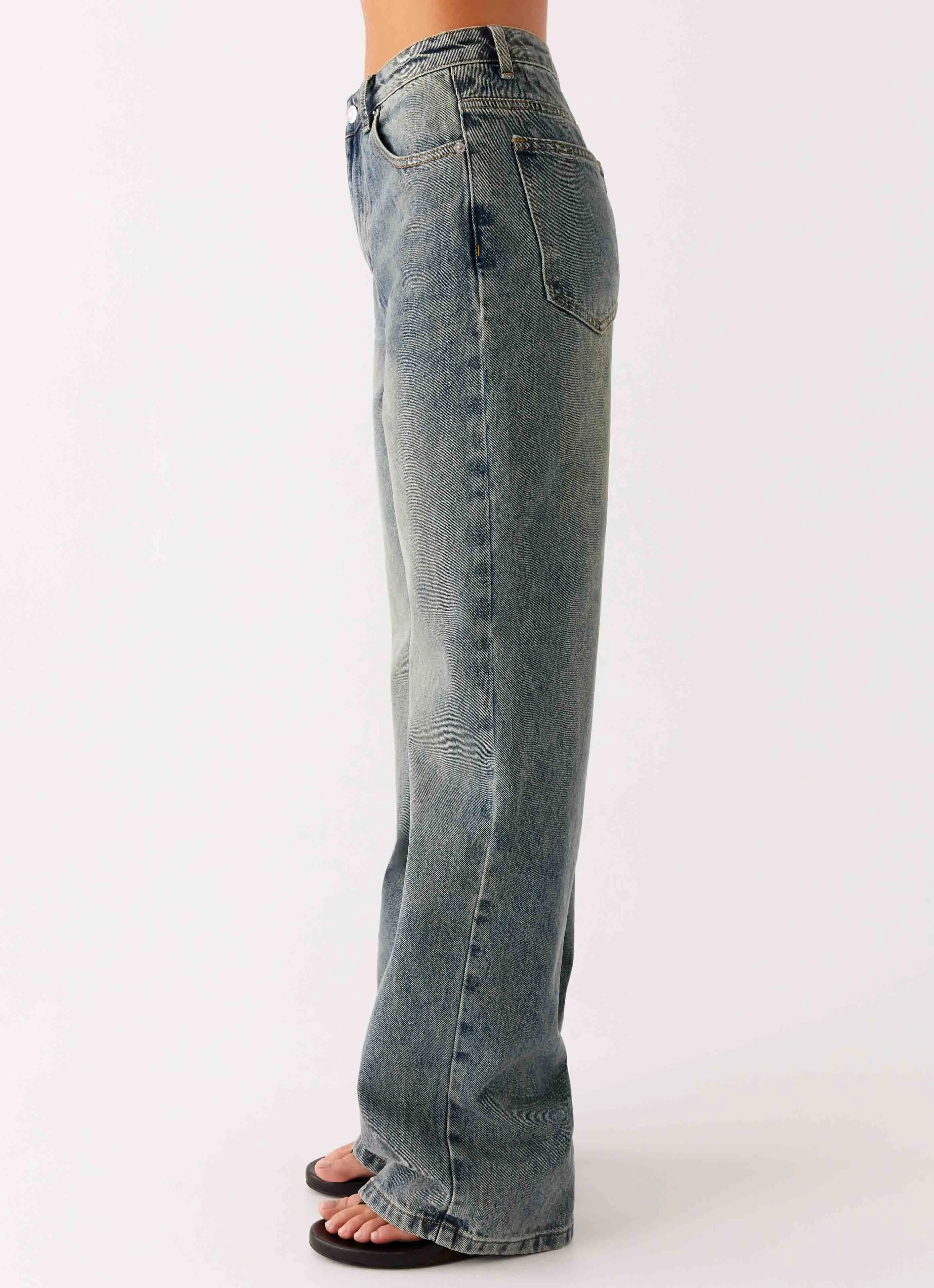 Back Again Straight Leg Denim Jeans - Dirty Wash General Option