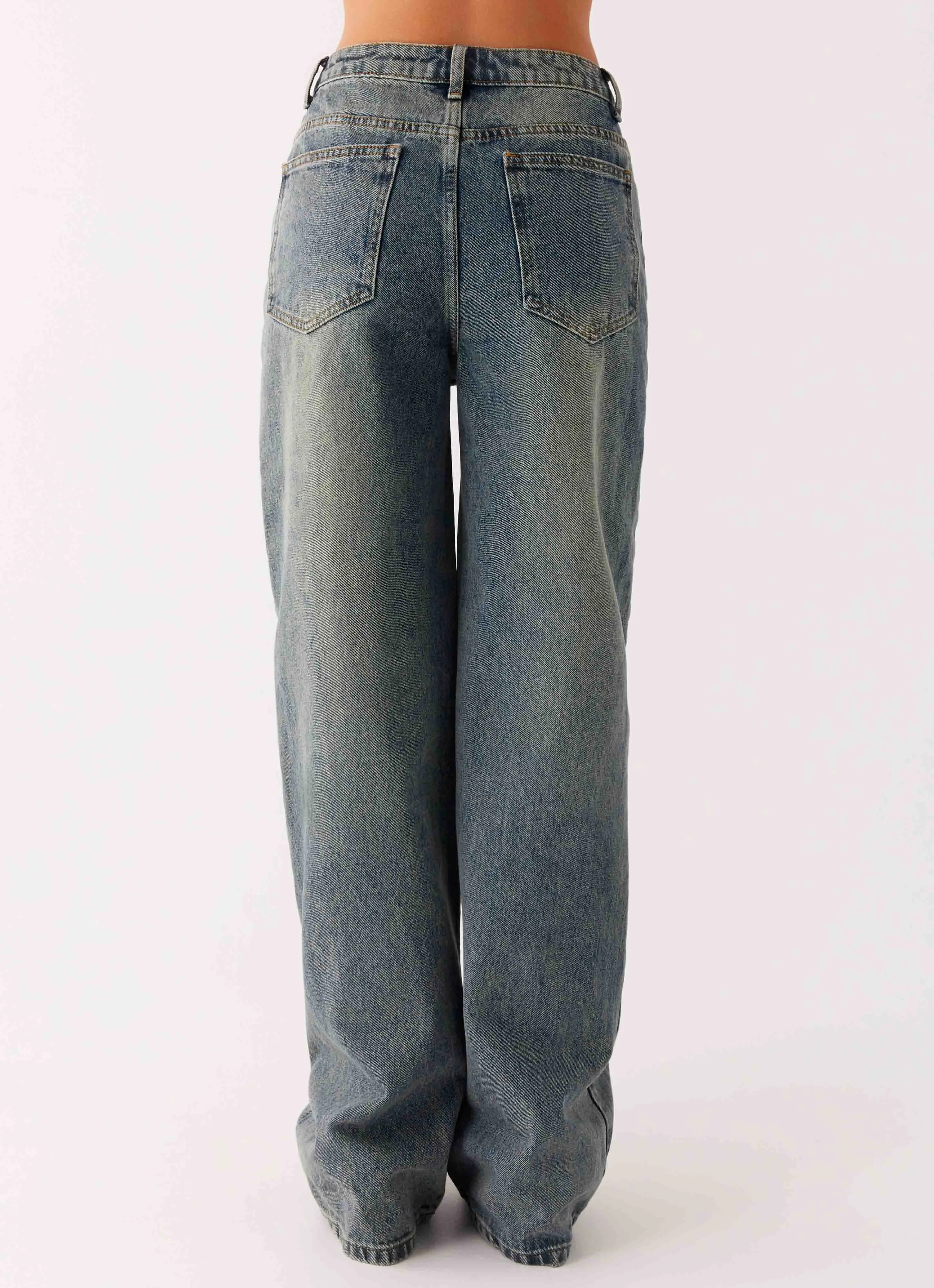 Back Again Straight Leg Denim Jeans - Dirty Wash Slim Family Style Daily Wear