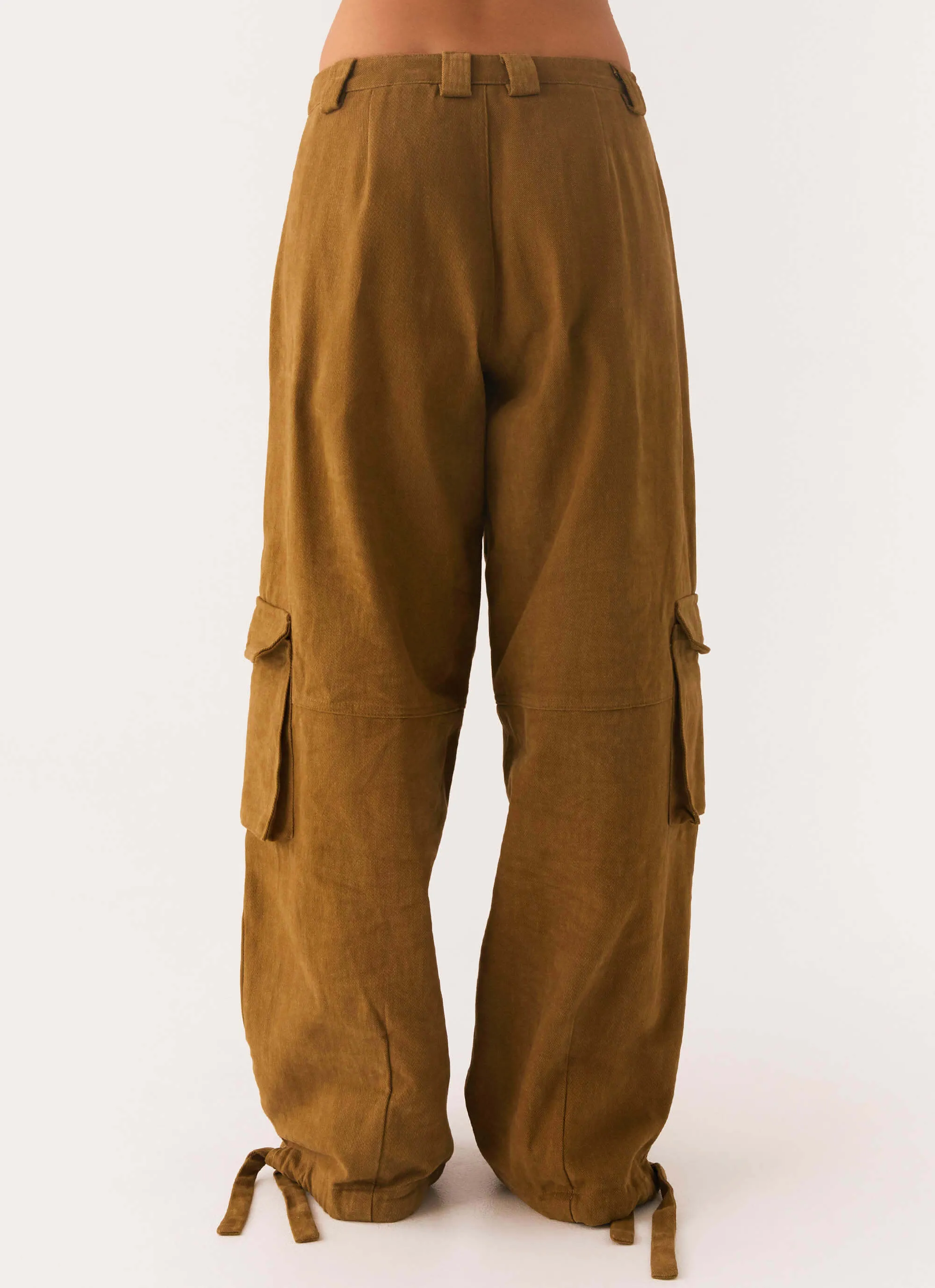 Quick-Dry Material Back In Time Cargo Pant - Brown