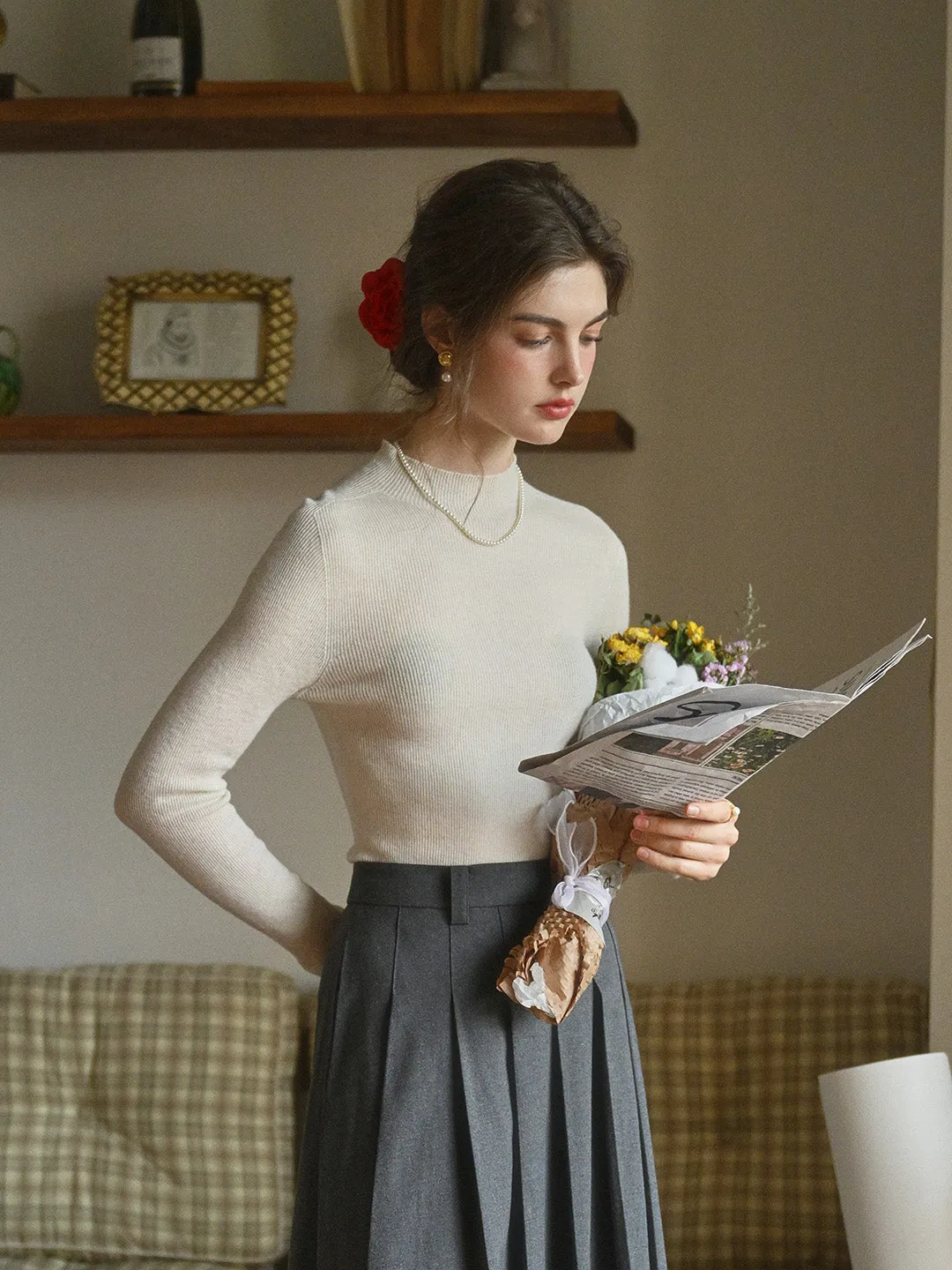 Erin 100% Wool Simple Mock Neck Slim Fit Sweater - Apricot Reverseble Design Thermal Regulation System