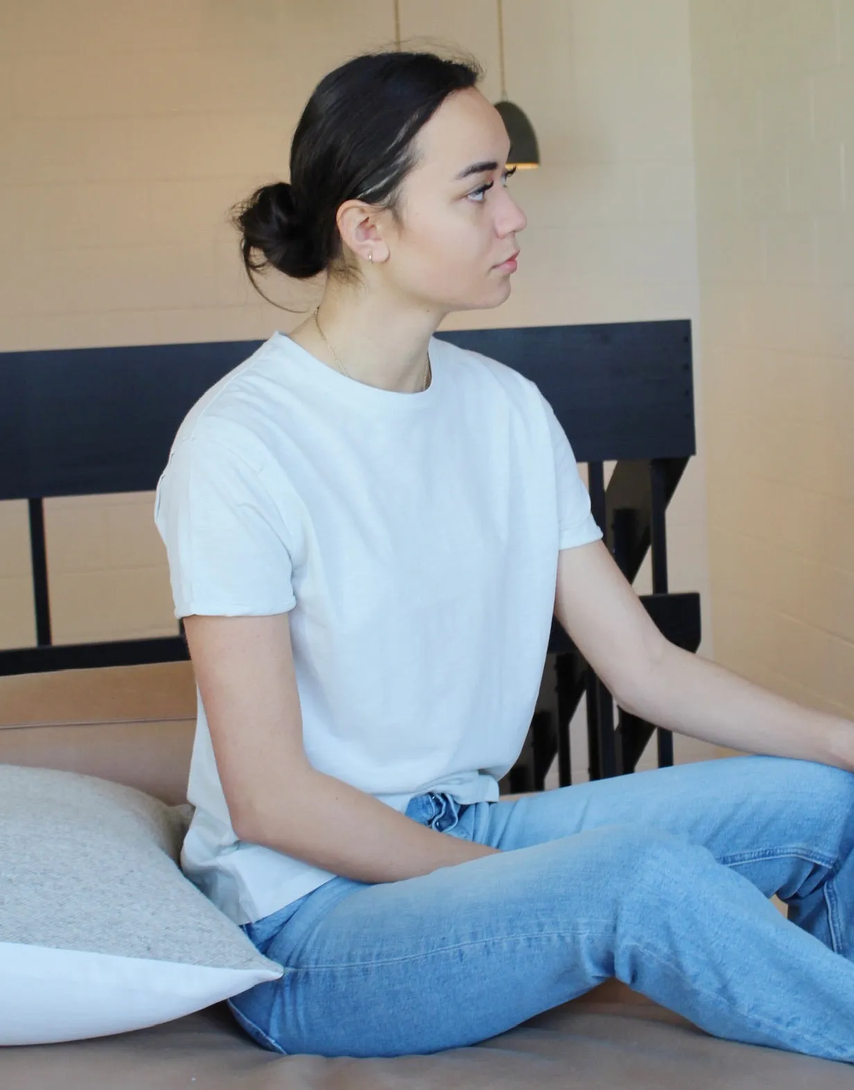 Elasticized Waistband HiddenVentilationPockets Bentley Tee - Grey