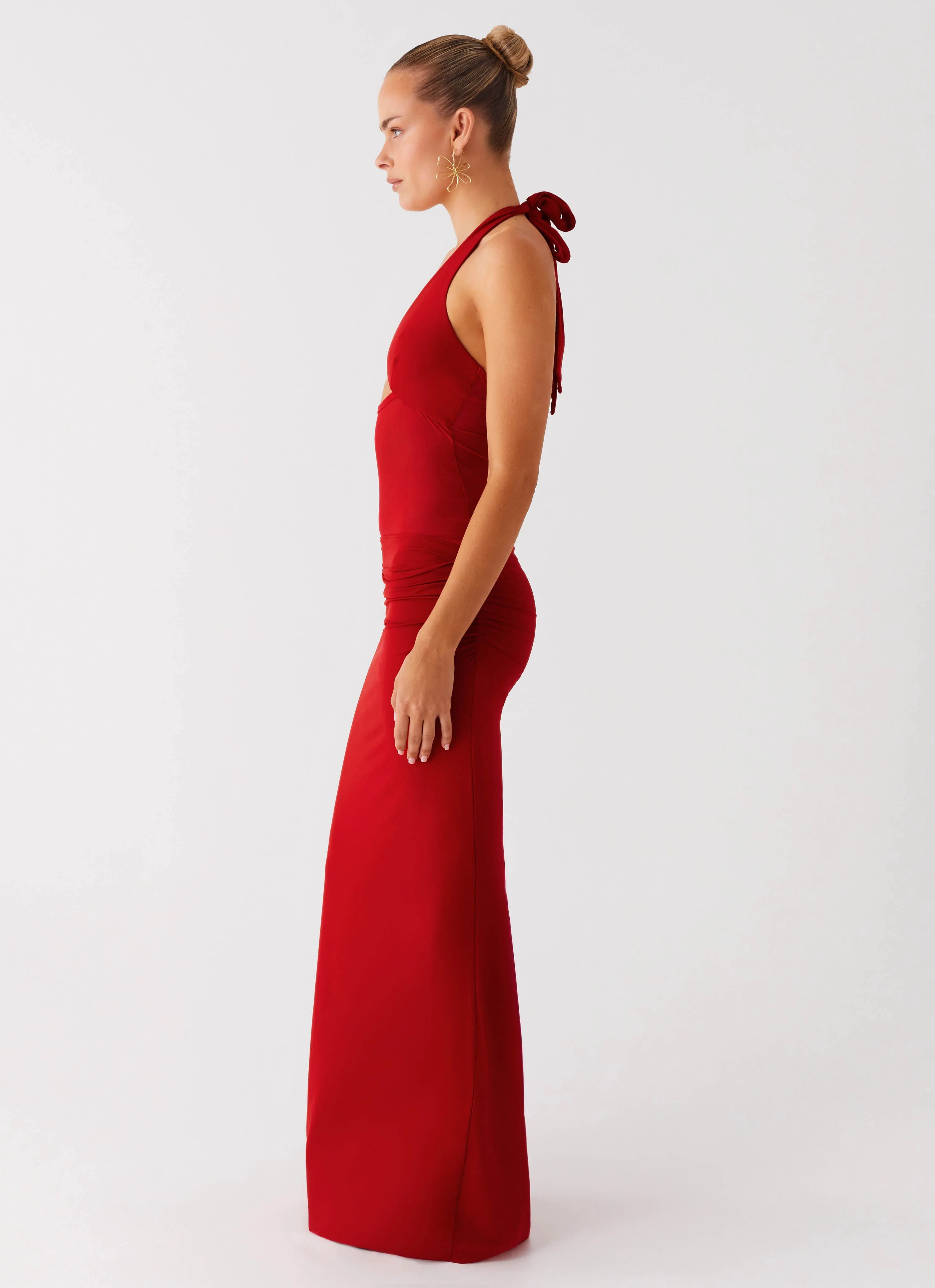 Elegant Fit LayeredHemline Billen Halter Maxi Dress - Red