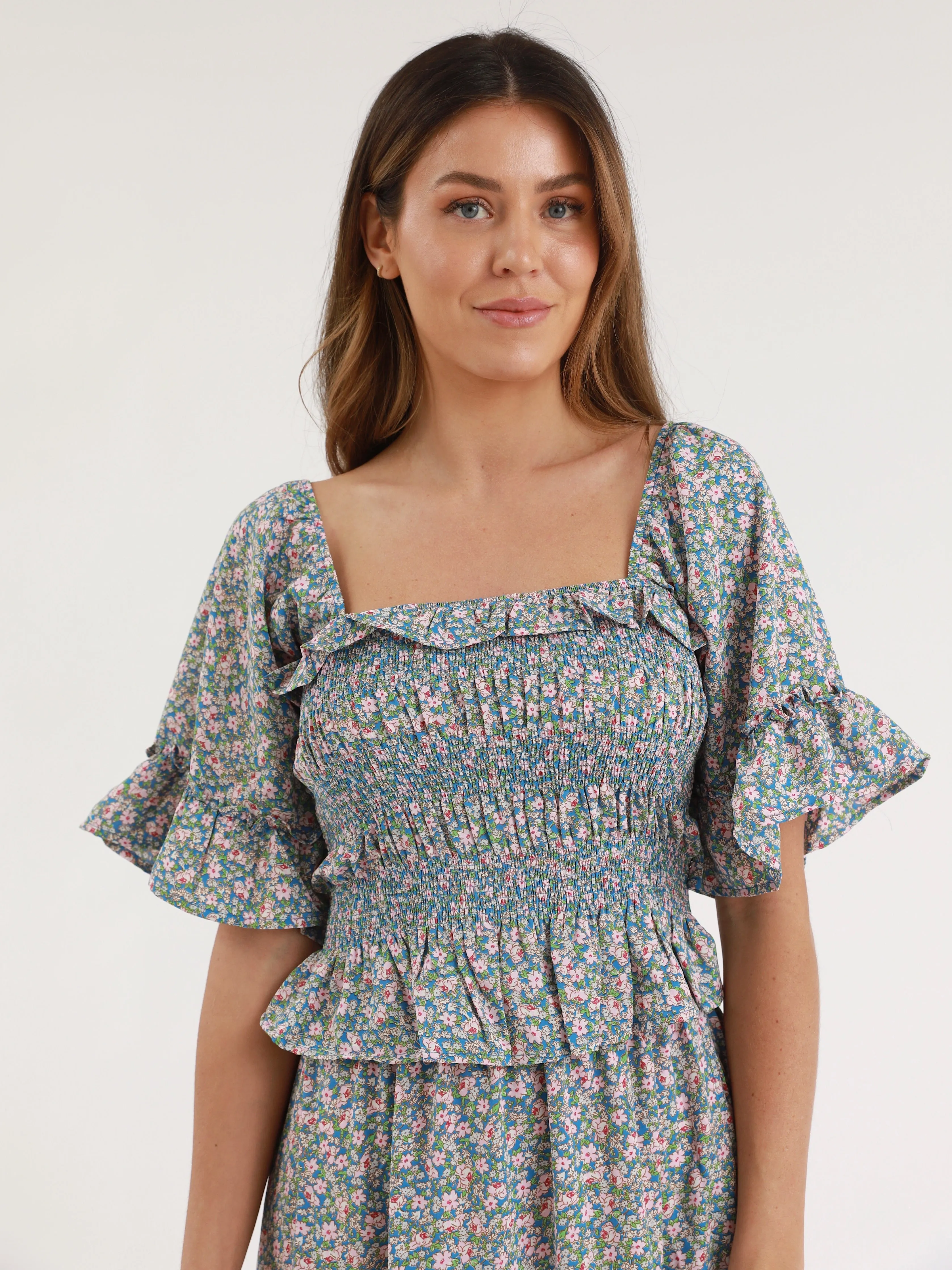 PocketDetails AdjustableCuffSystem Billie Floral Blouse