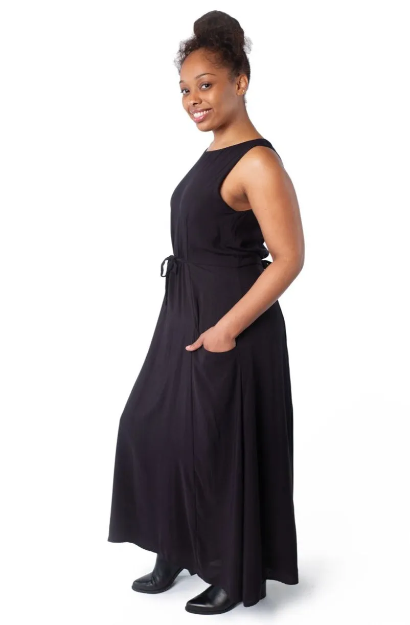 Summer Ready Polished Edge Rhiannon Dress in Black Challis