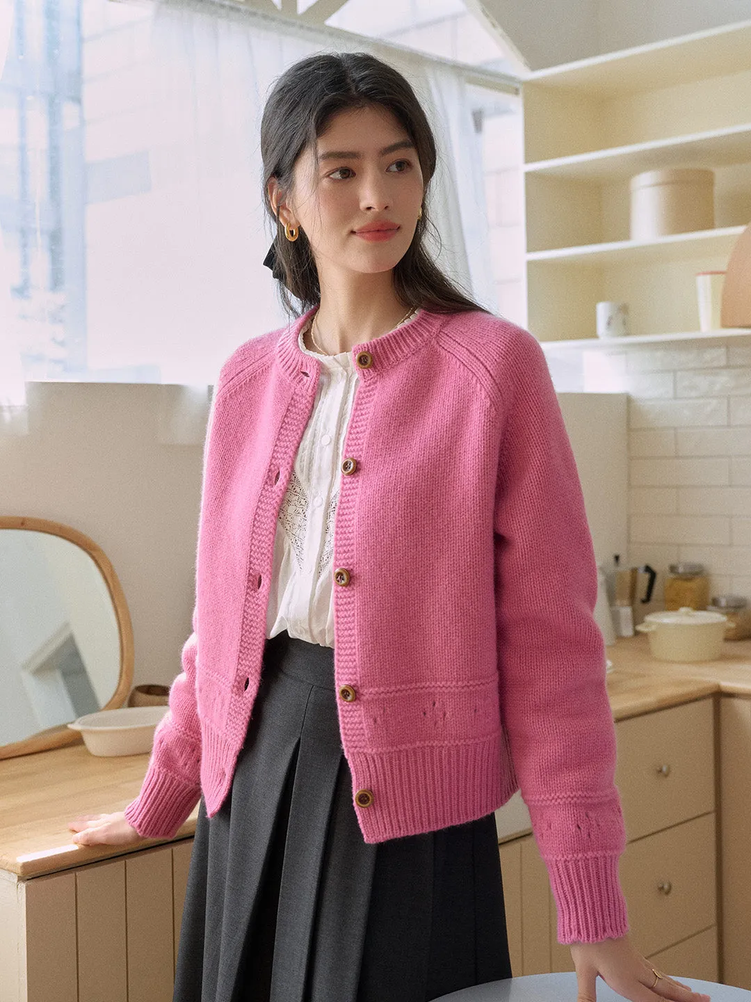 Anti Pilling Treatment Alicia Round Neck Short 100%Wool Cardigan