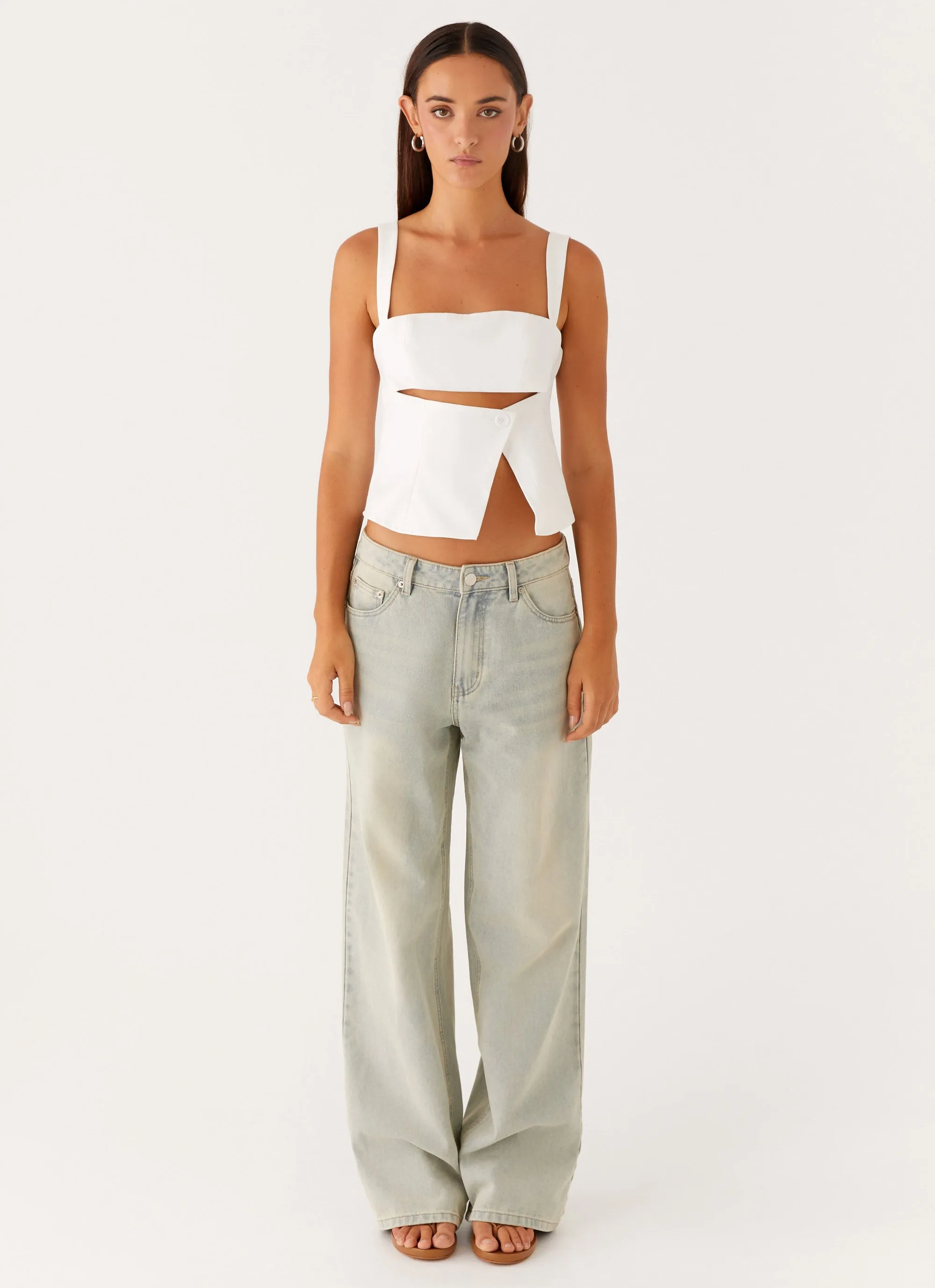 NoSlipSurface Pia Cut Out Top - White