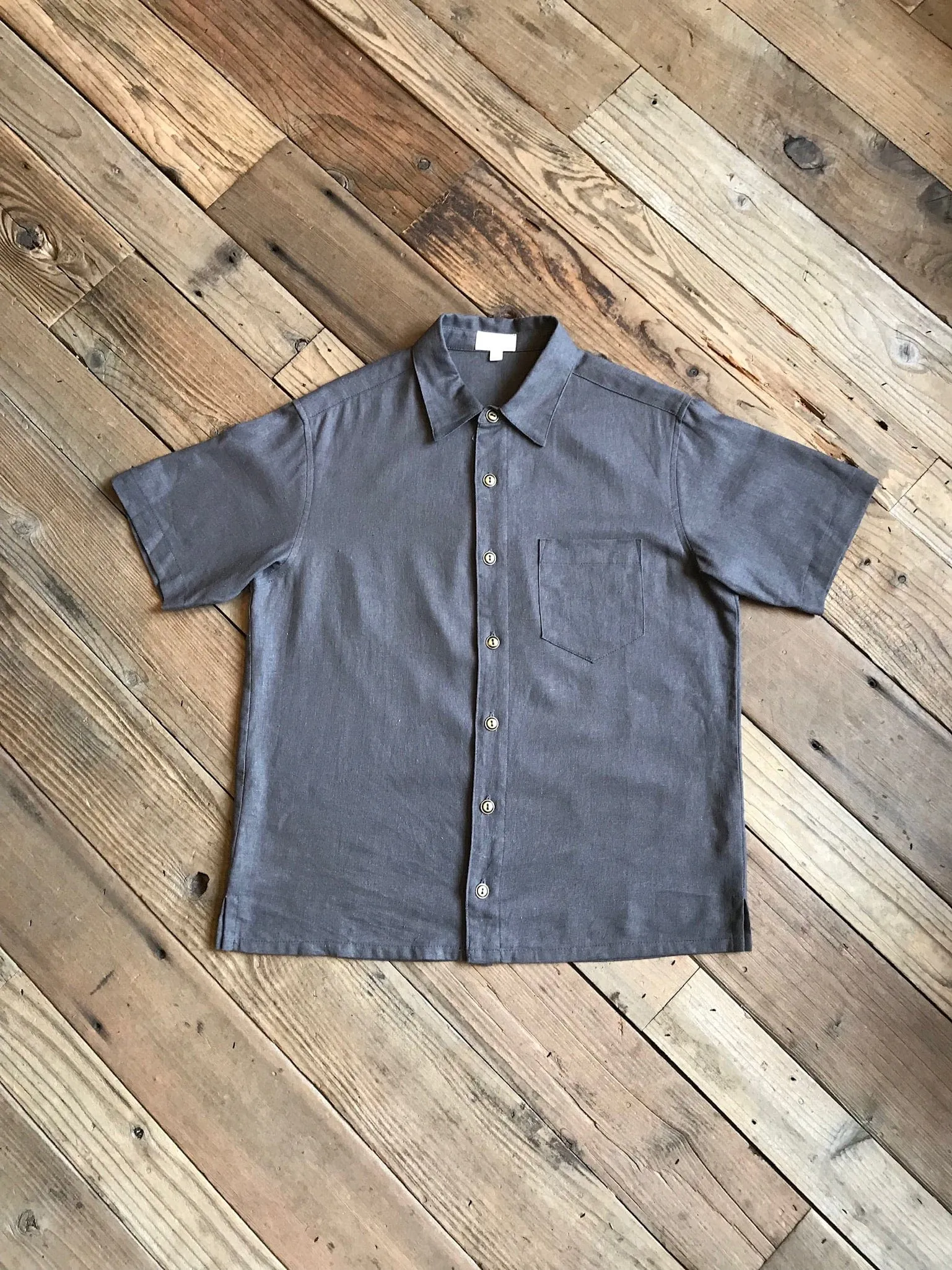 Unisex Button Up in Ash Linen Odor Control Finish
