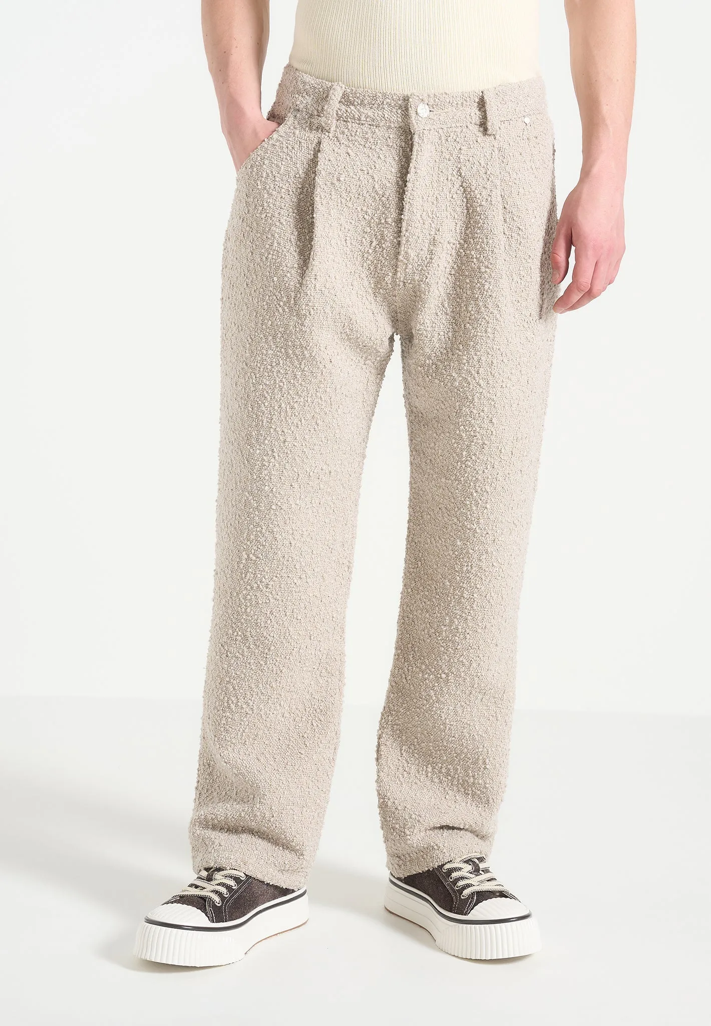 Arnault - Boucle Pleated Jeans - Beige Mid Rise Fit