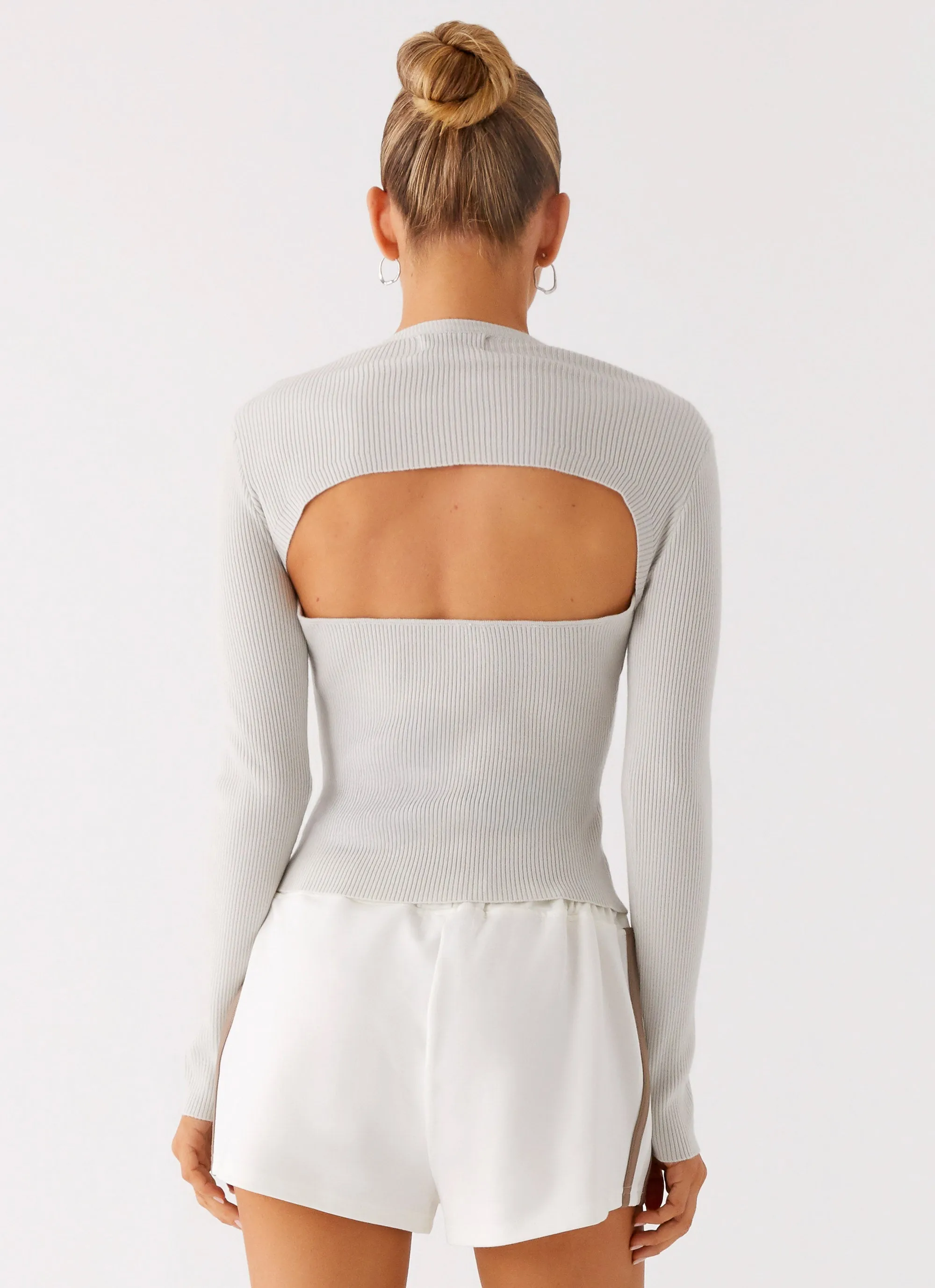 NonIrritating Stitching CompressionTechnology Carissa Open Back Top - Grey