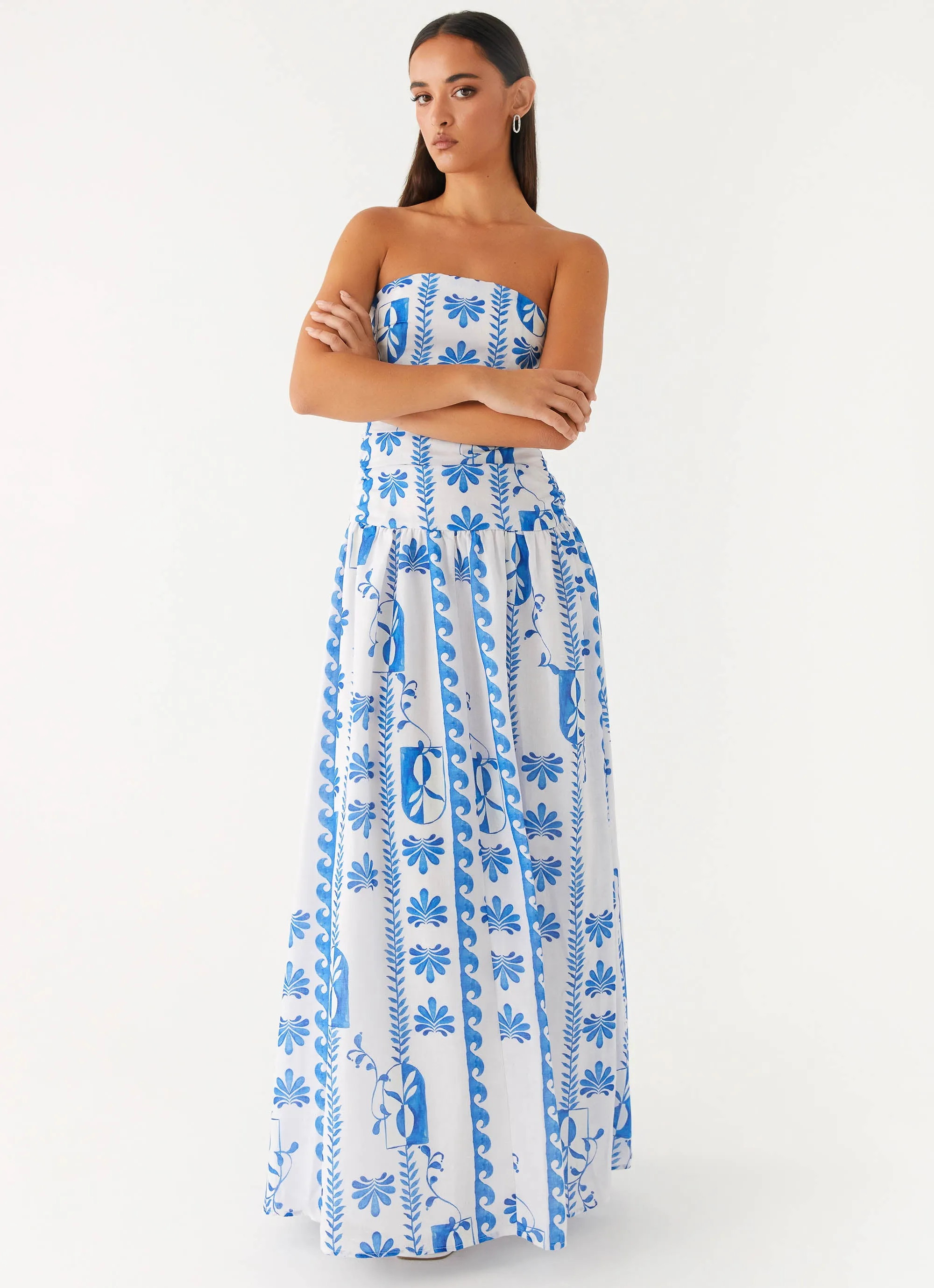 Carmel Maxi Dress - Floral Wave Tassel-Detail Elegant Charm
