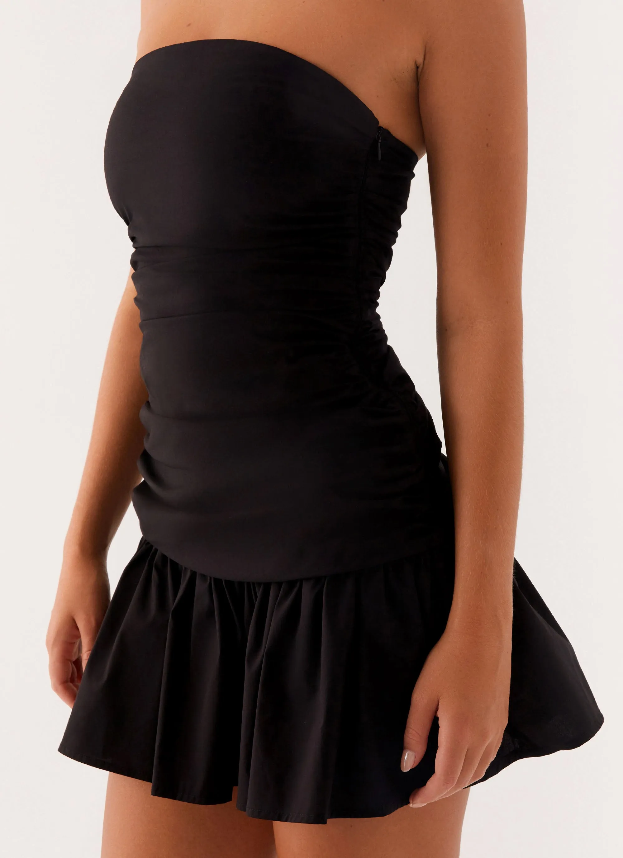 Chill Look Inverted Pleats Carmel Mini Dress - Black