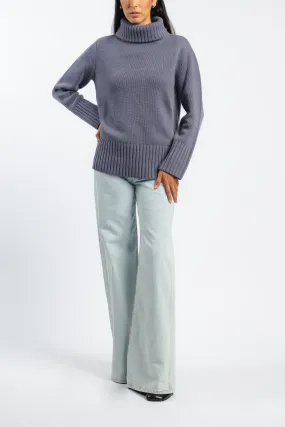 Cashmere Oversized Turtleneck in Iris Daily Comfort