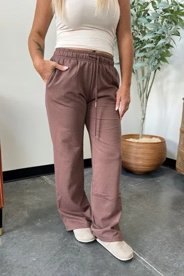 Versatile Layering Cropped hem Coffee Run Straight Leg Fleece Joggers