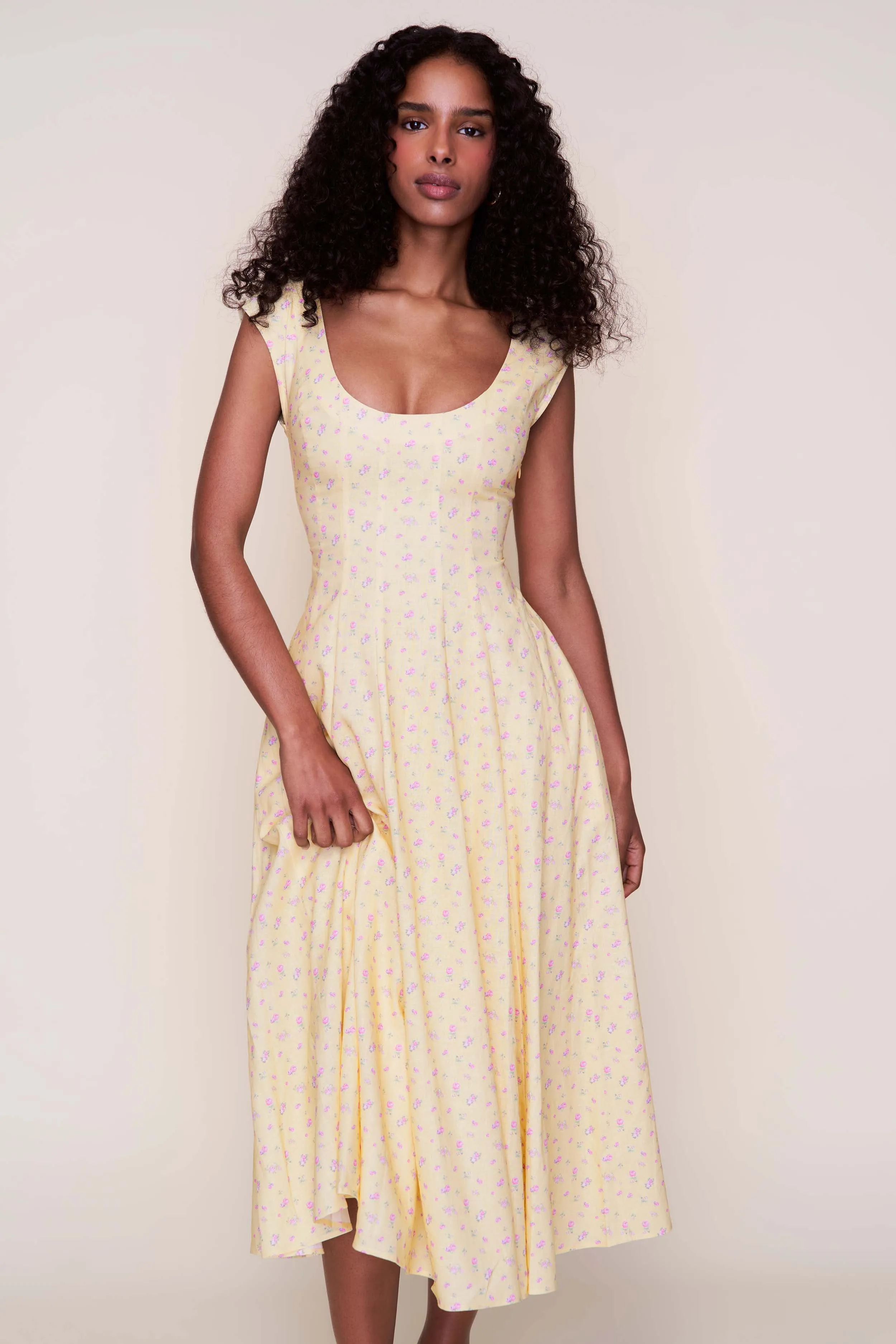 Leila Dress All-season garment