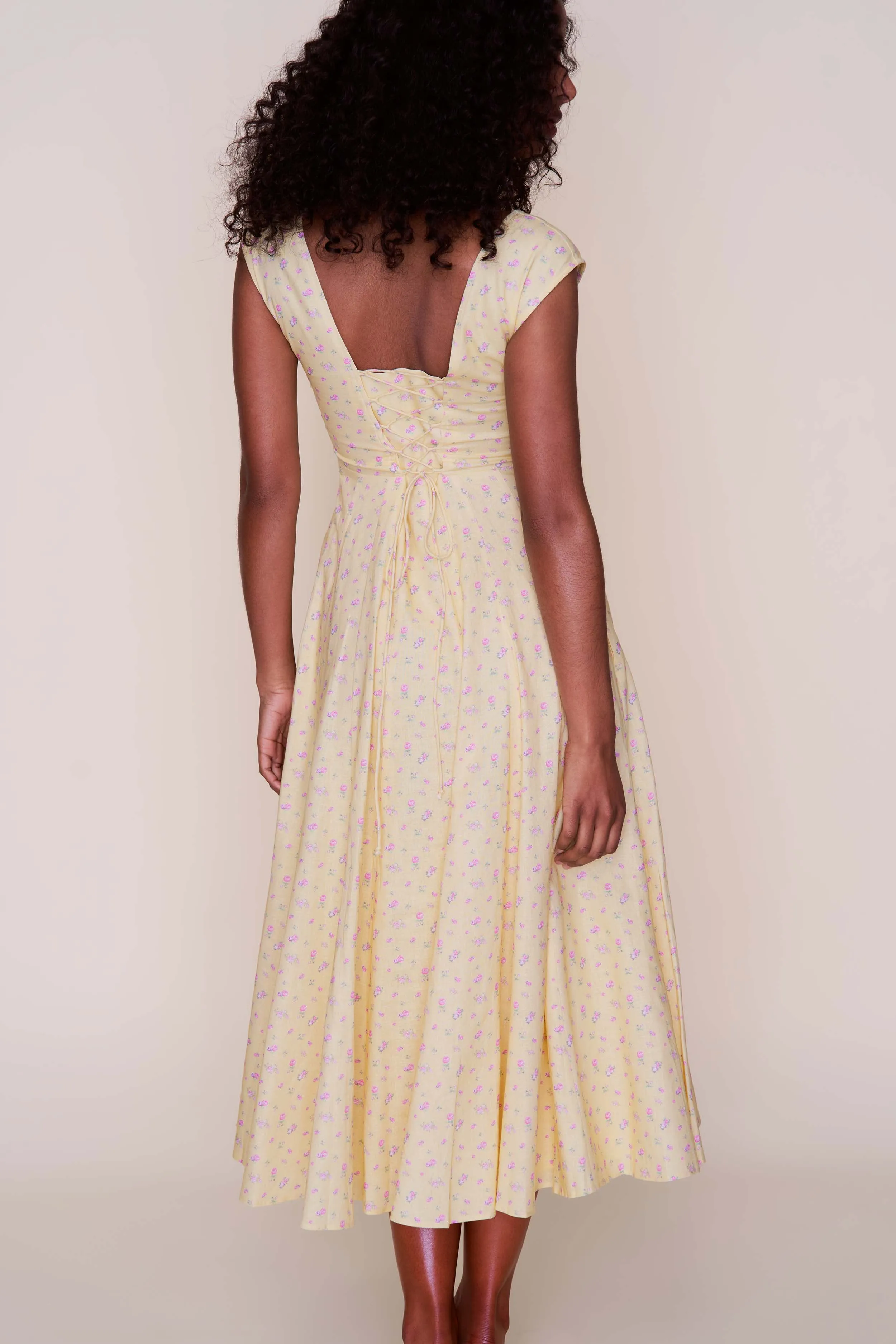 flowy style Smile Feel Leila Dress