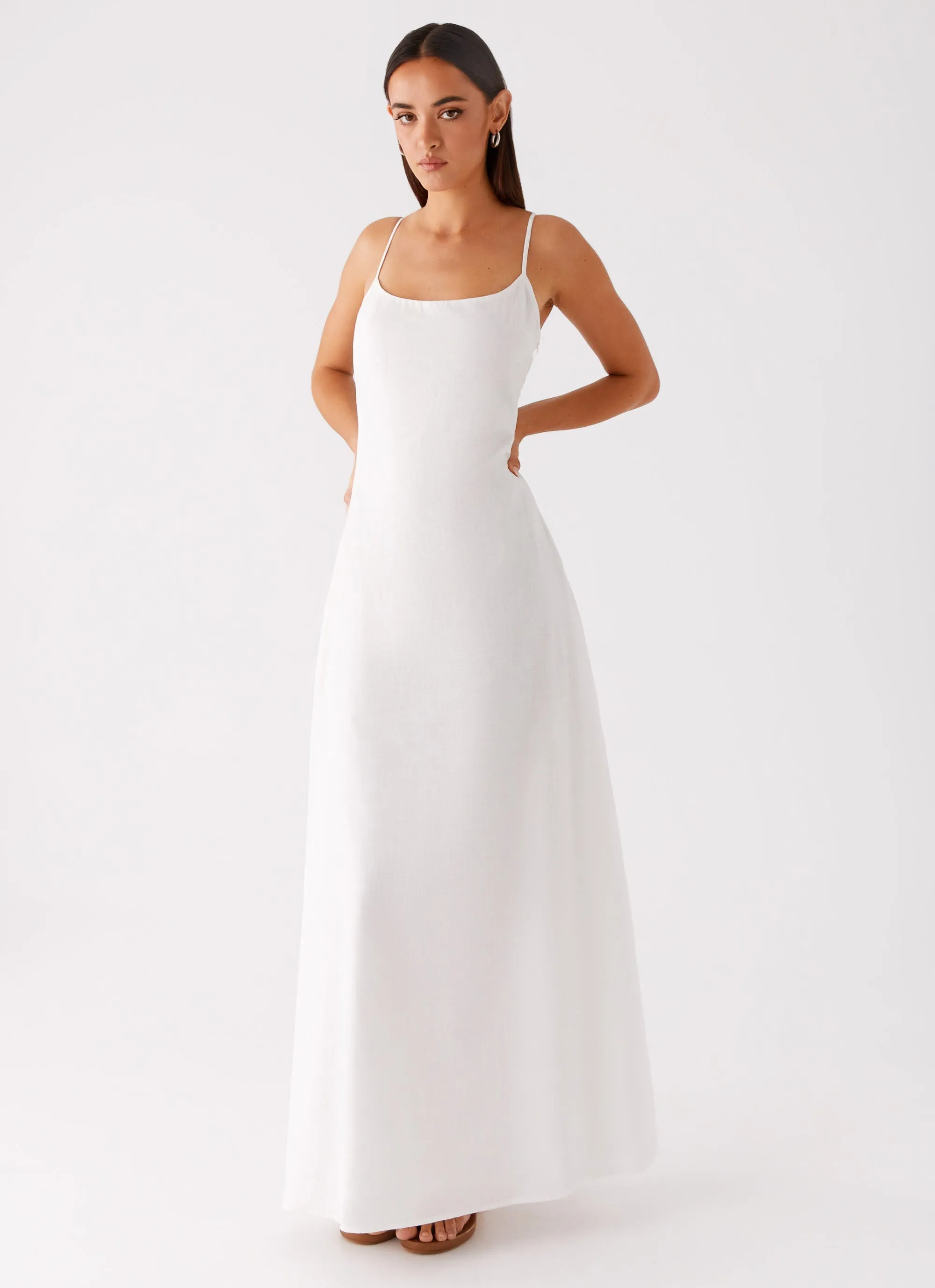 Minimal Outfit Madeleine Scoop Neck Maxi Dress - Off White