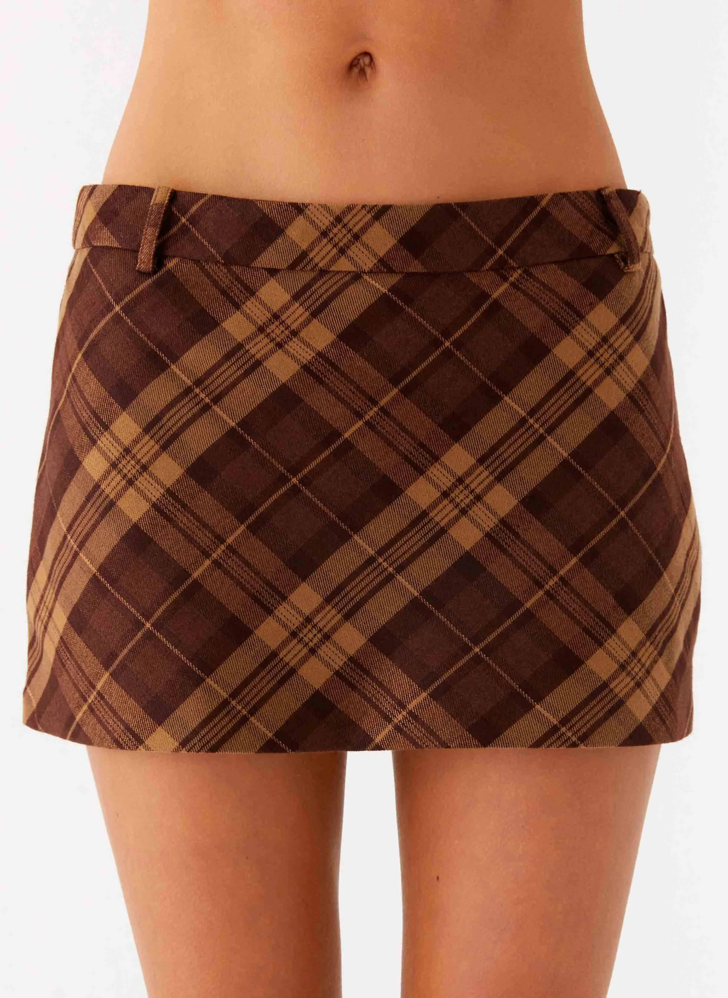Benson Mini Skirt - Plaid Streetwear Look