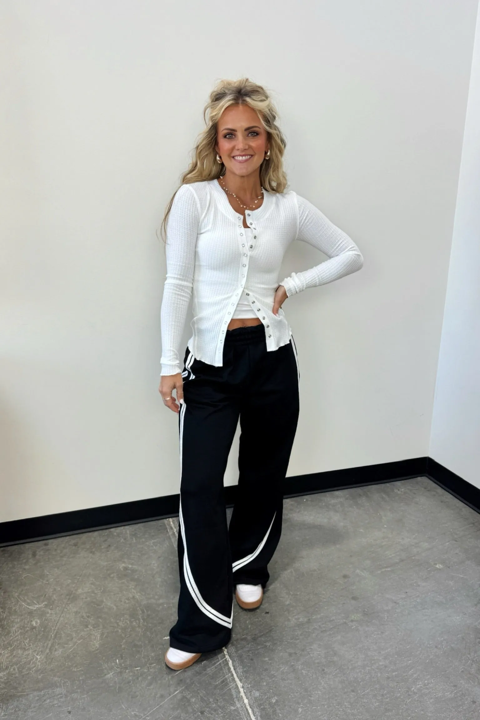 Cliffhanger Button Down Top Double Layered Hem Reinforcement