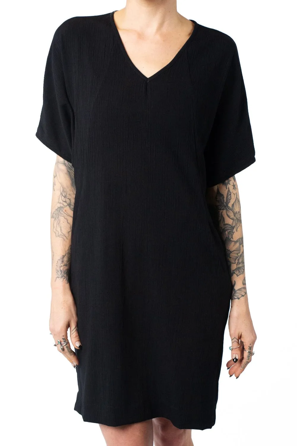 Mermaid-Hem Chic Mom Cocoon Dress in Black Crepe