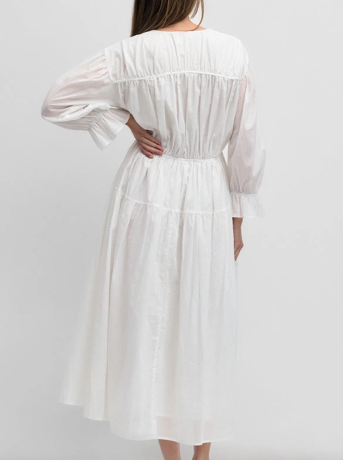 Vivian Dress - White Crisp Silhouette