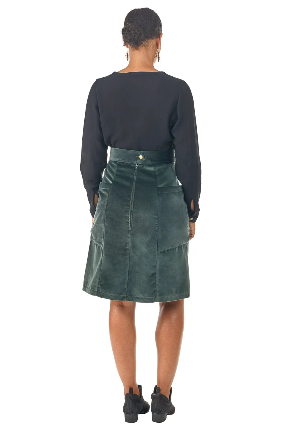 Atheno Skirt in Spruce Velvet Hypoallergenic fabric Outdoor Comfort Fit
