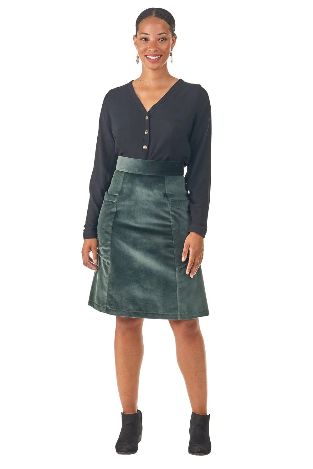 Active Comfort Wear Low Profile Design Atheno Skirt in Spruce Velvet