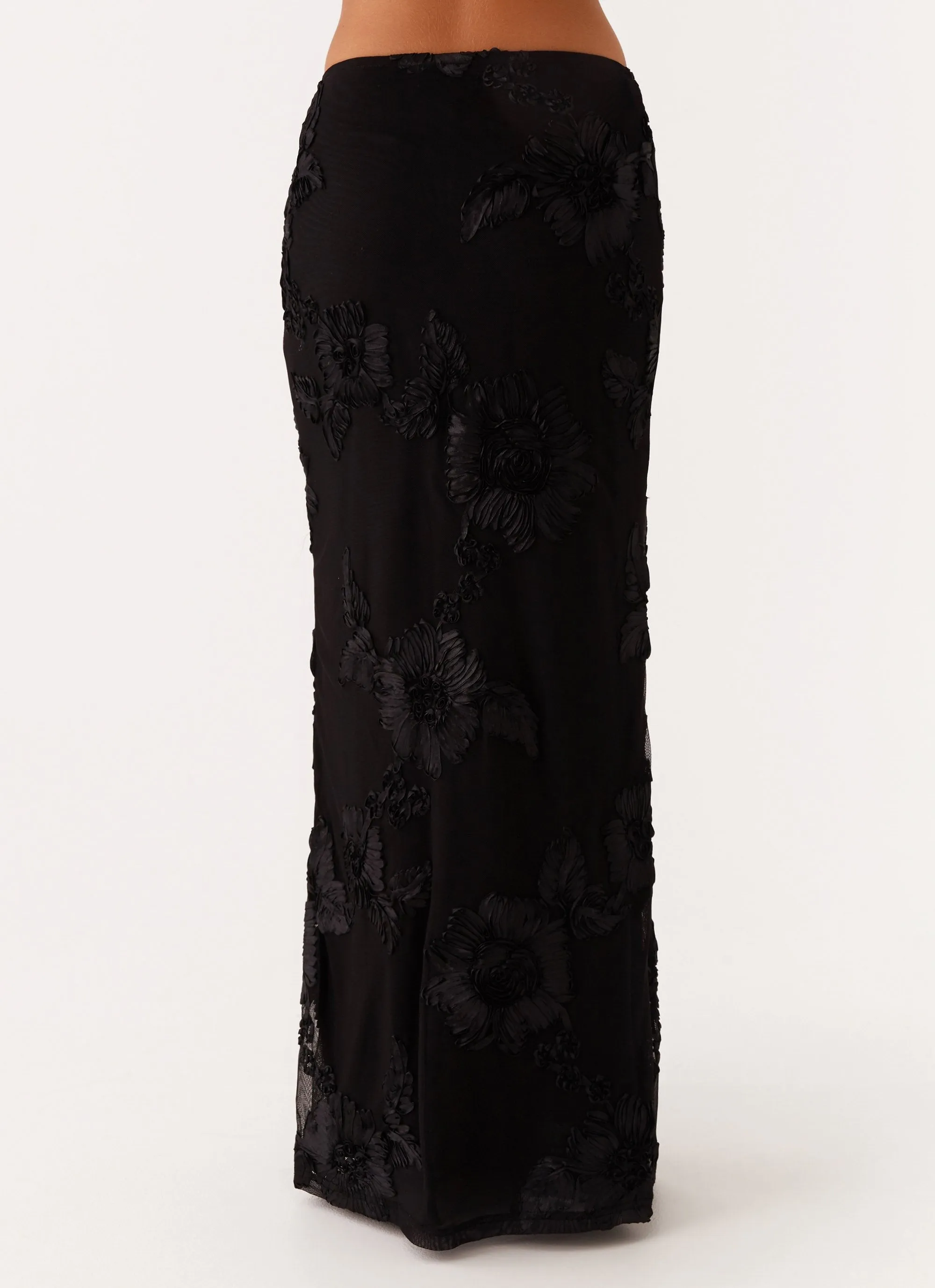 Iconic Style Radiate Maxi Skirt - Black