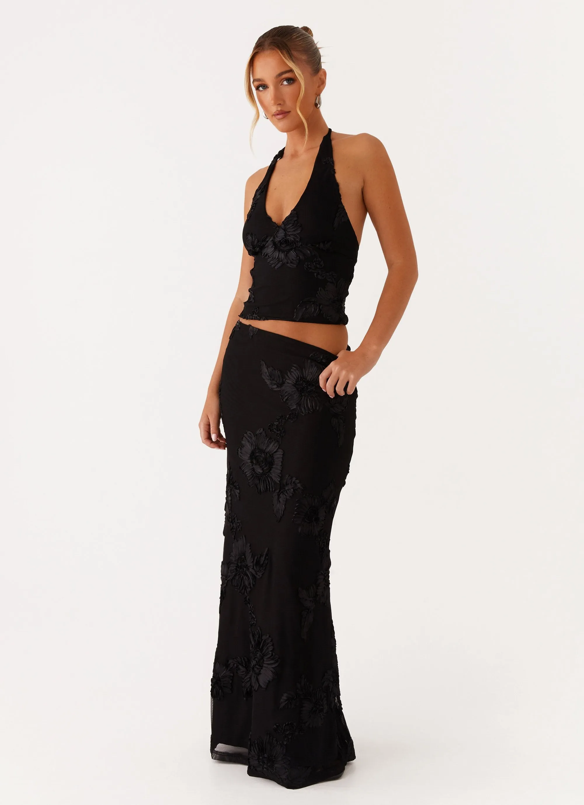 Radiate Maxi Skirt - Black Aesthetic Look Mix Texture