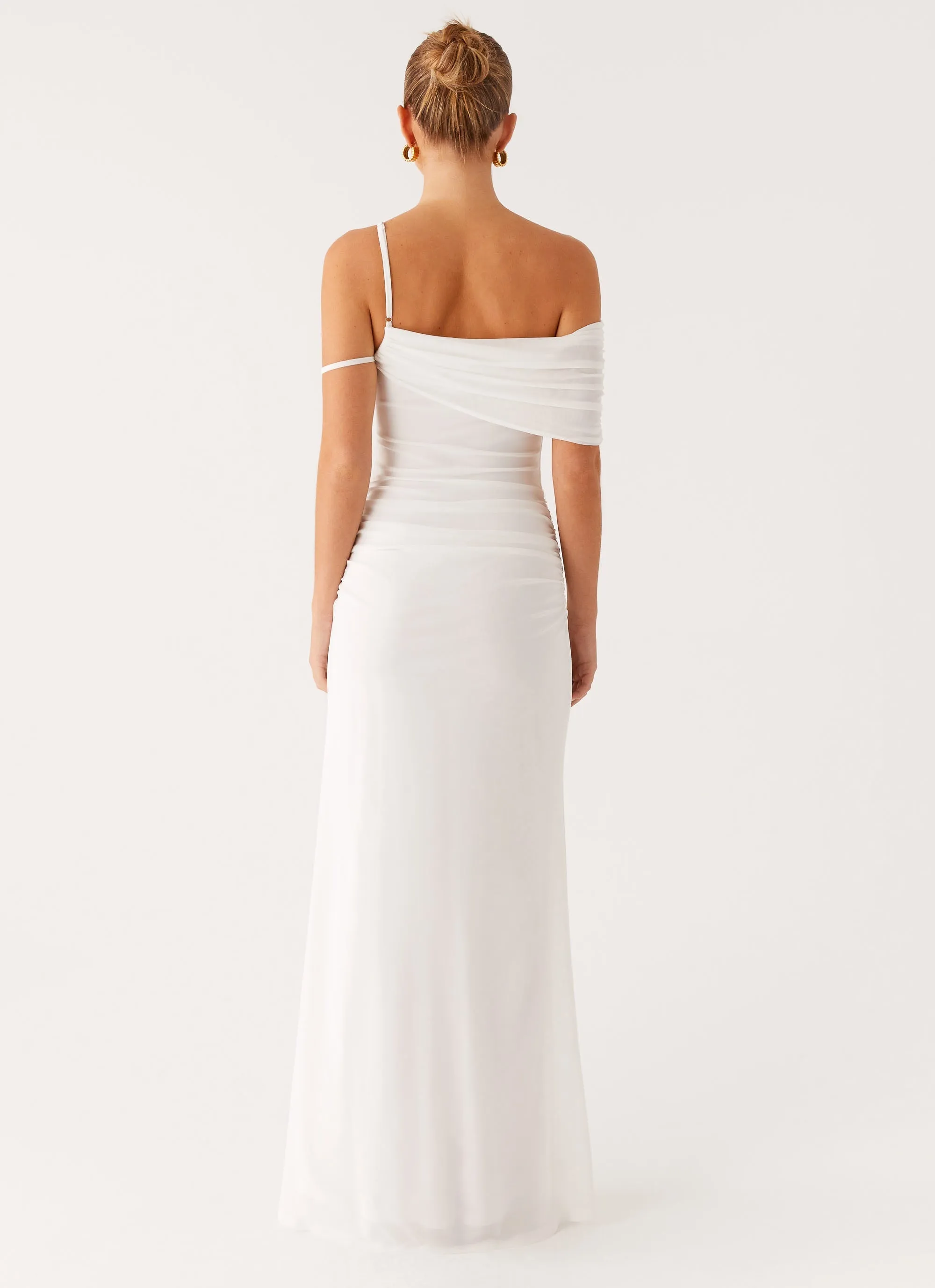 Gathered-Detail Flattering Shape Design Conquer Maxi Dress - Off White