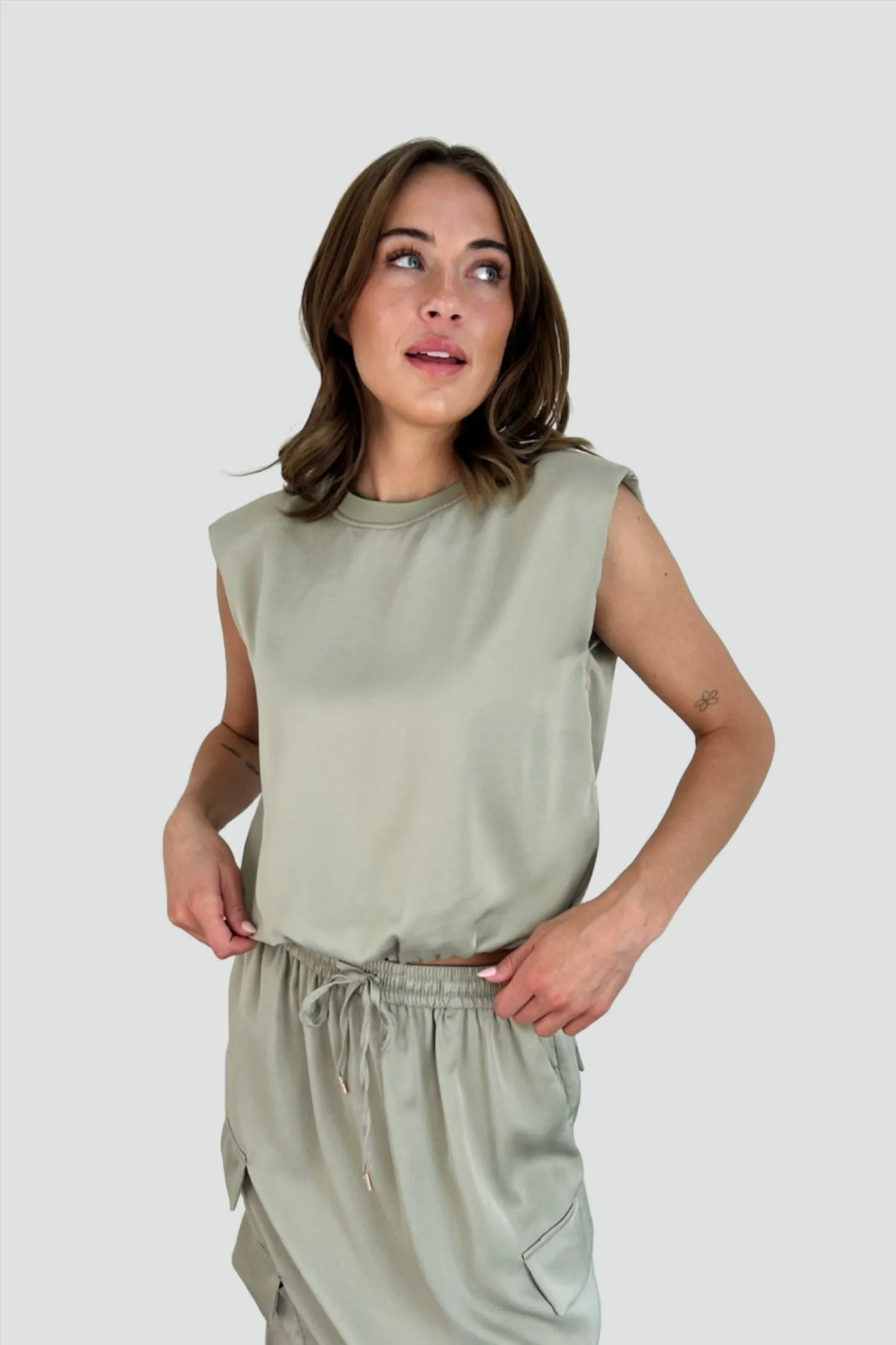 Gentry Muscle Tank Sleeveless Tee