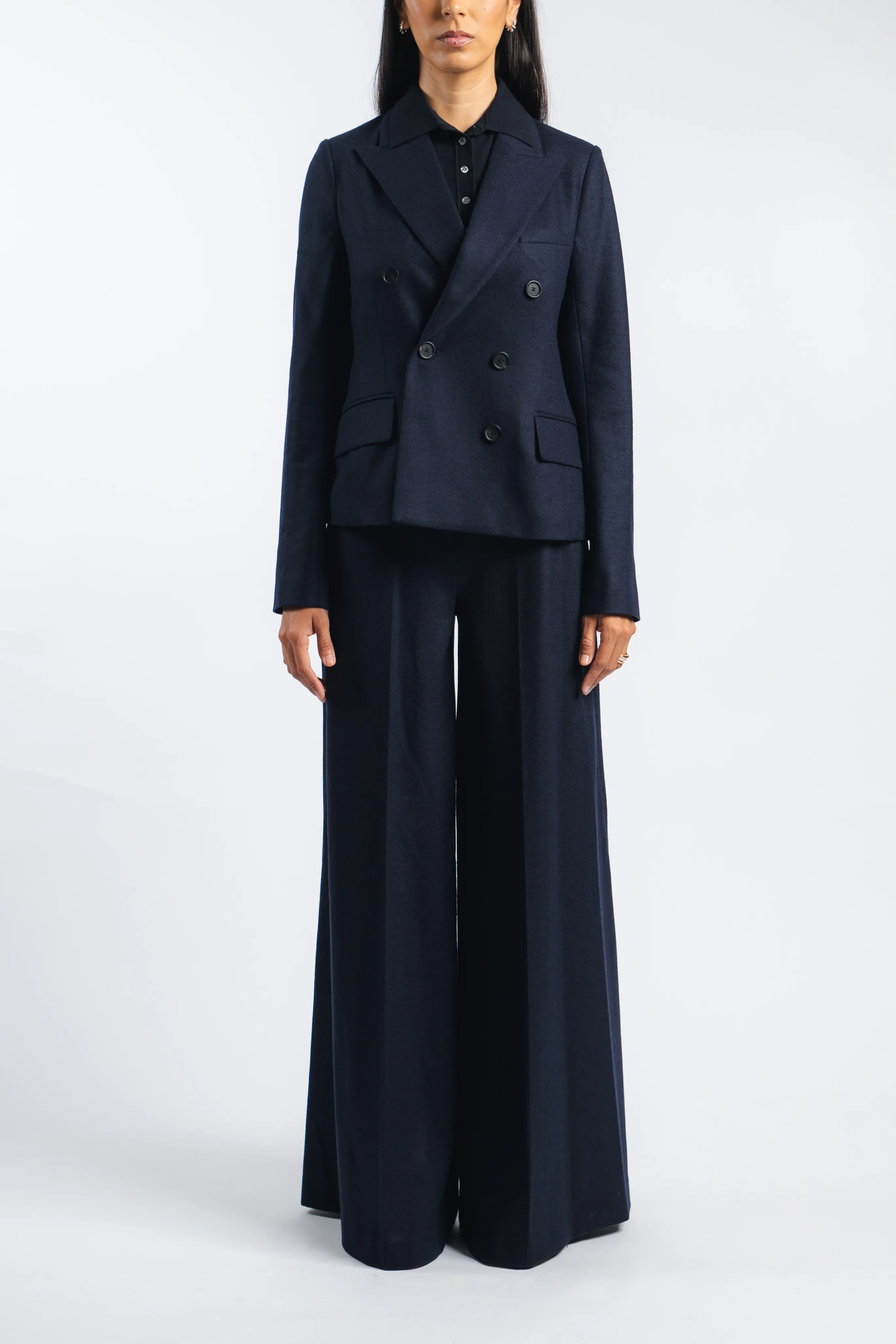 Cropped DB Jacket BoxySilhouette Zipper Closure