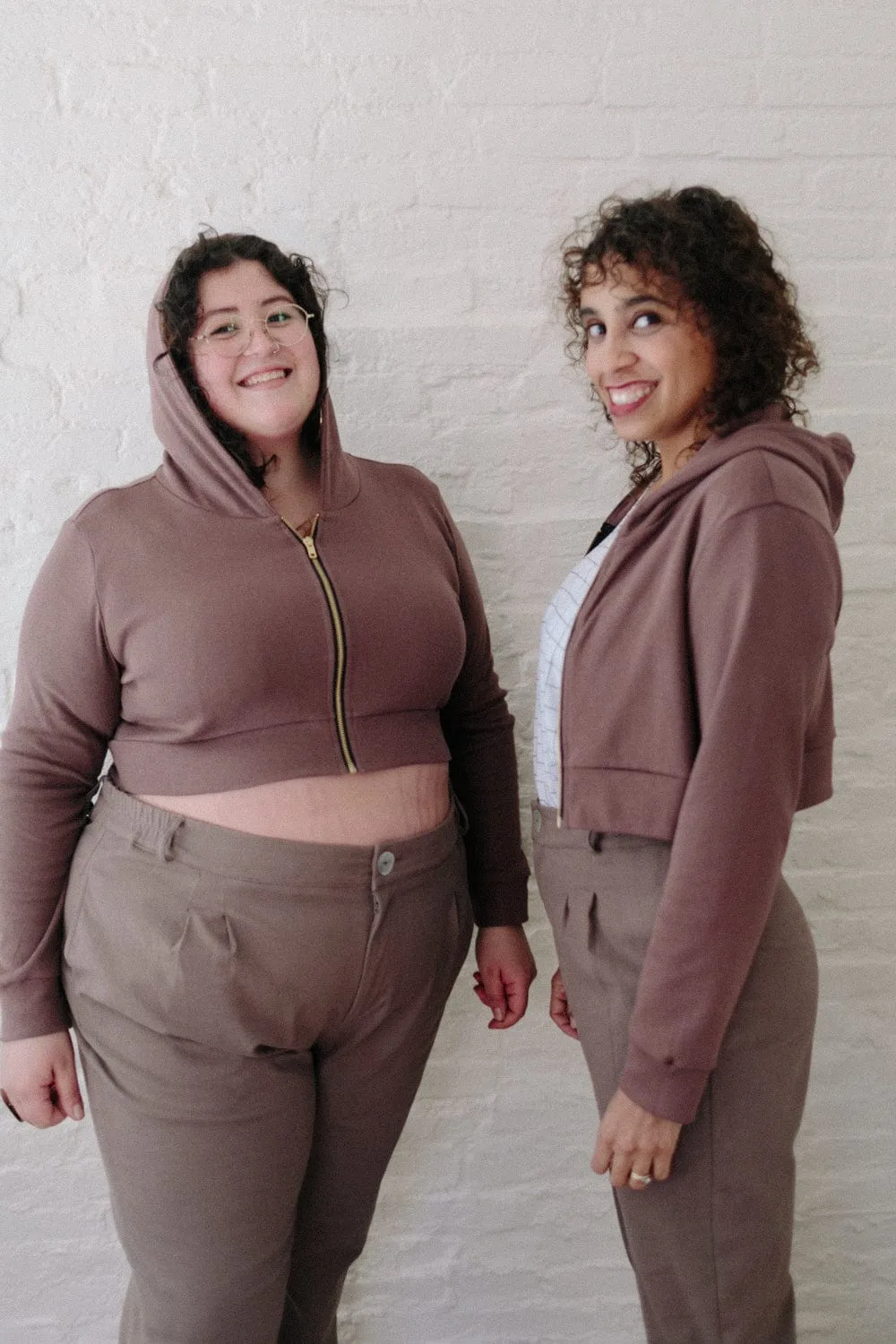 Temperature Regulating Fibers Biodegradable Fiber Cropped Hoodie In Sienna Rose