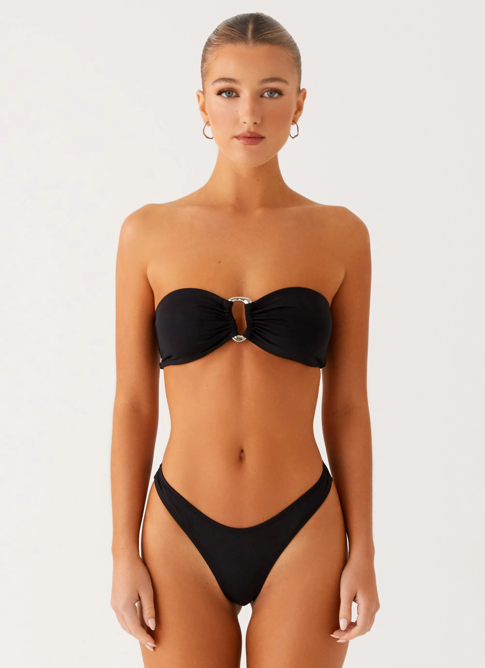 Flat Lock Stitching Figure Flattering Swim Cuba Strapless Bikini Top - Black