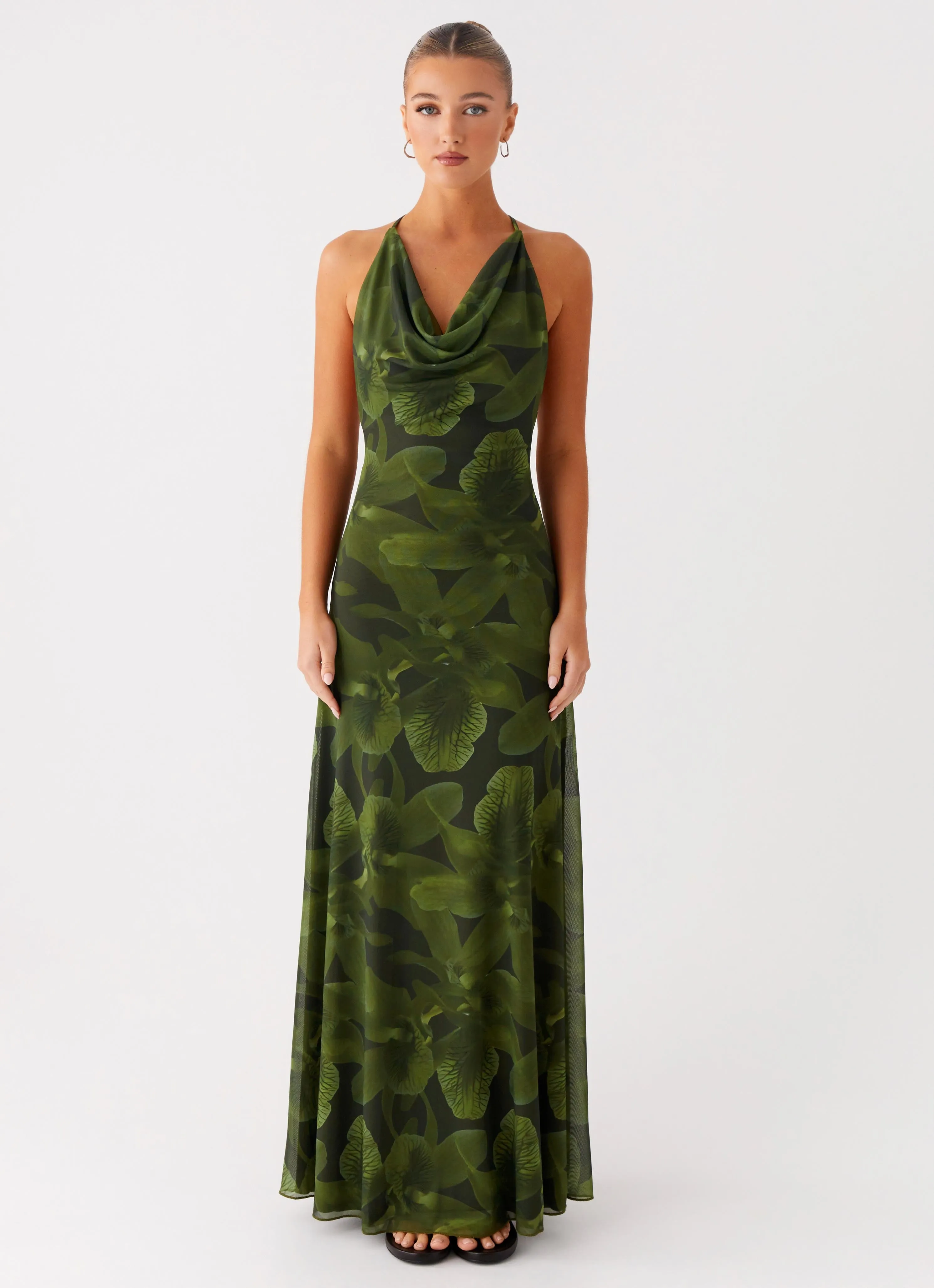 Classic Look Calm Lines Dahliana Maxi Dress - Tropic Floral
