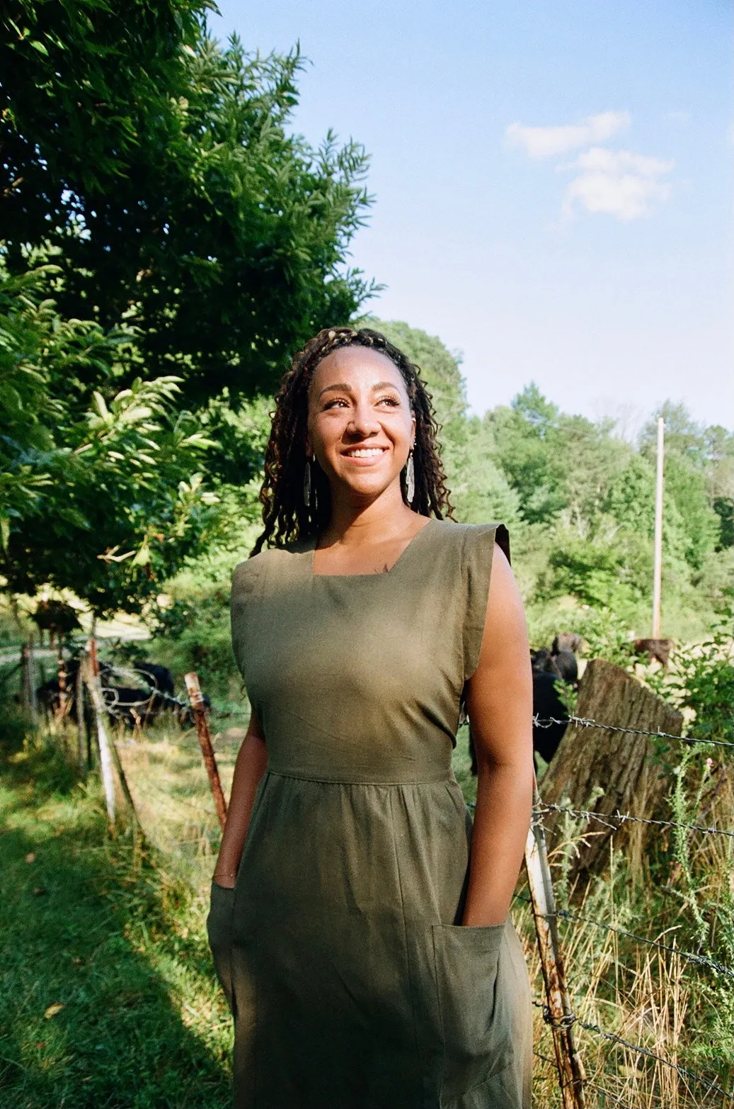 Ivy Dress in Olive Linen Repair-Friendly