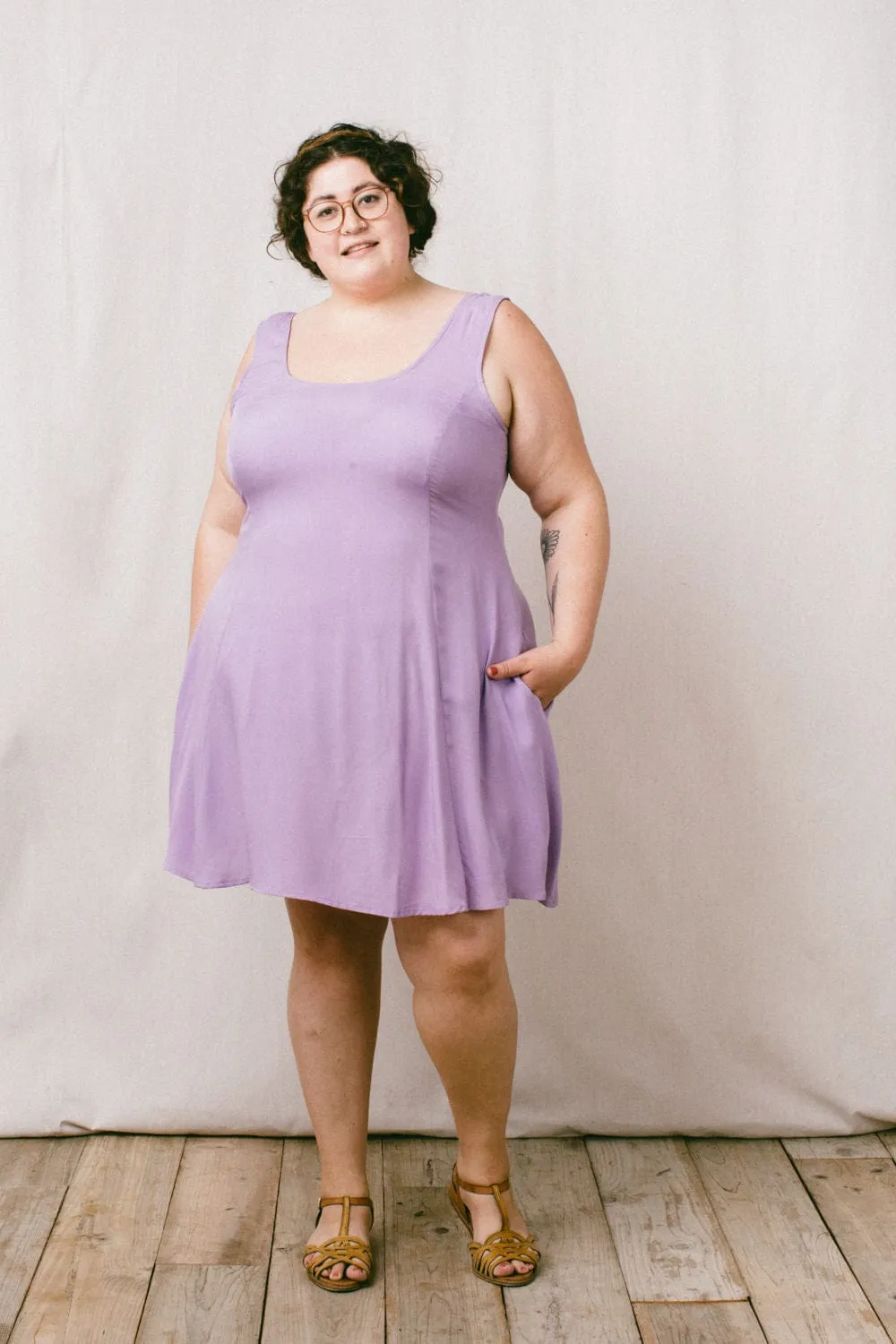 Minimalist-Style Romantic Soft Delana Dress in Lilac Challis